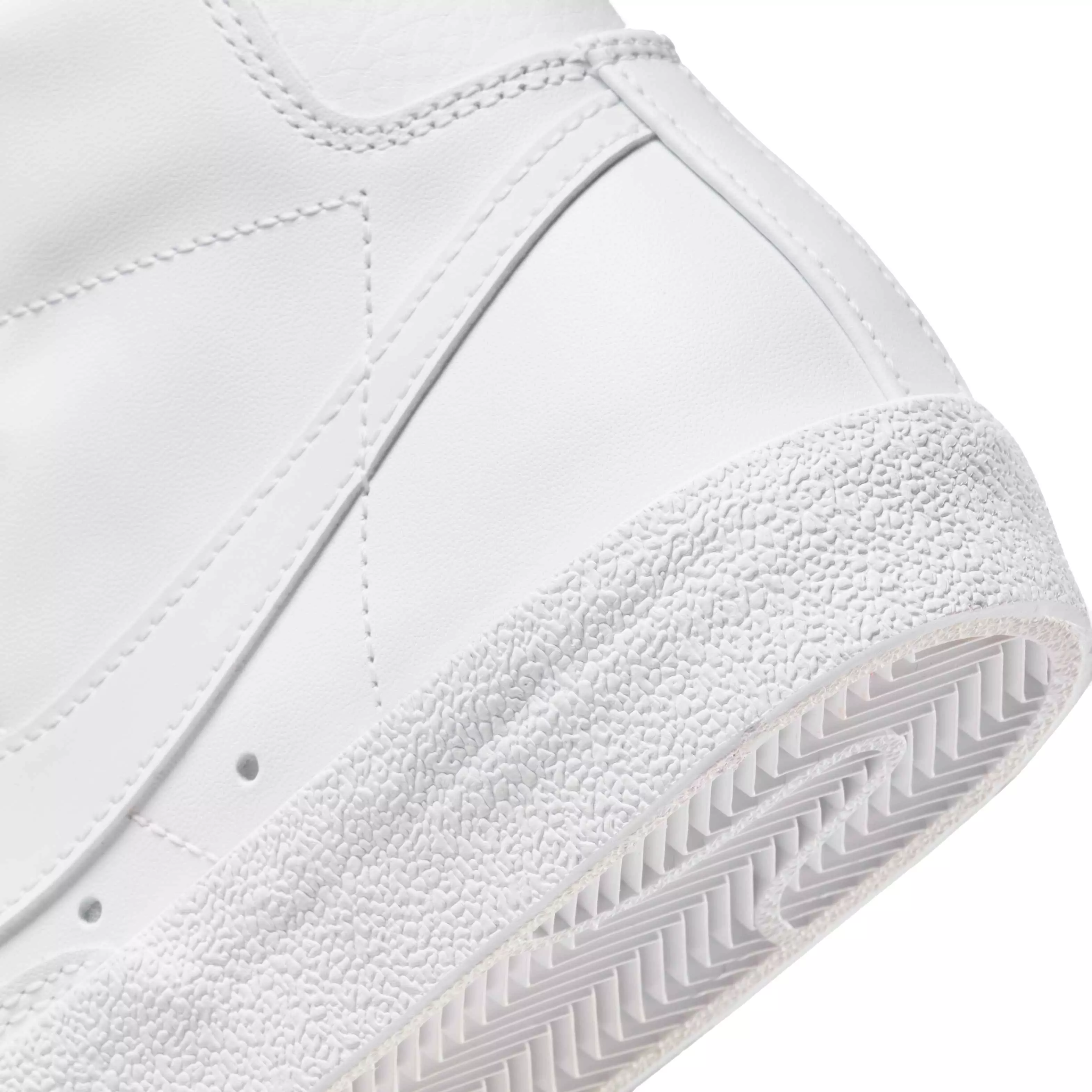 Nike Blazer Mid '77 Vintage "White" Women's Shoe - WHITE