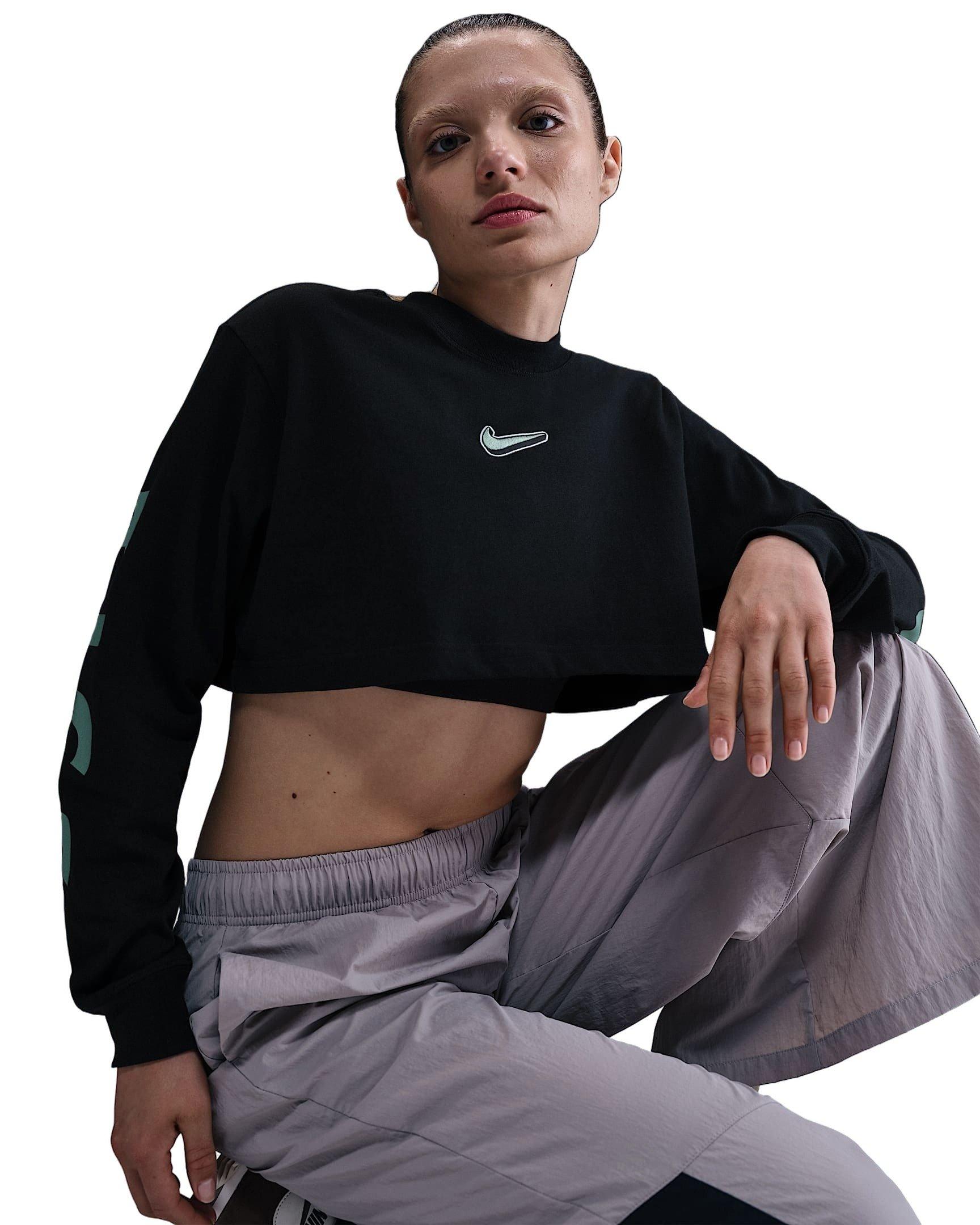 Nike Women's Sportswear Oversized Long-Sleeve B2S Cropped Tee - Black - BLACK Thumbnail View 1
