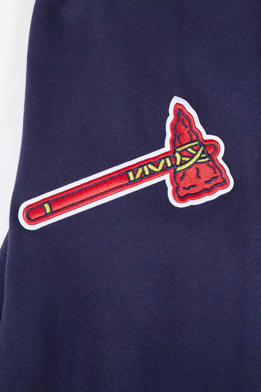 Pro Standard Men's MLB Atlanta Braves Old English PO Hoodie -Navy - NAVY
