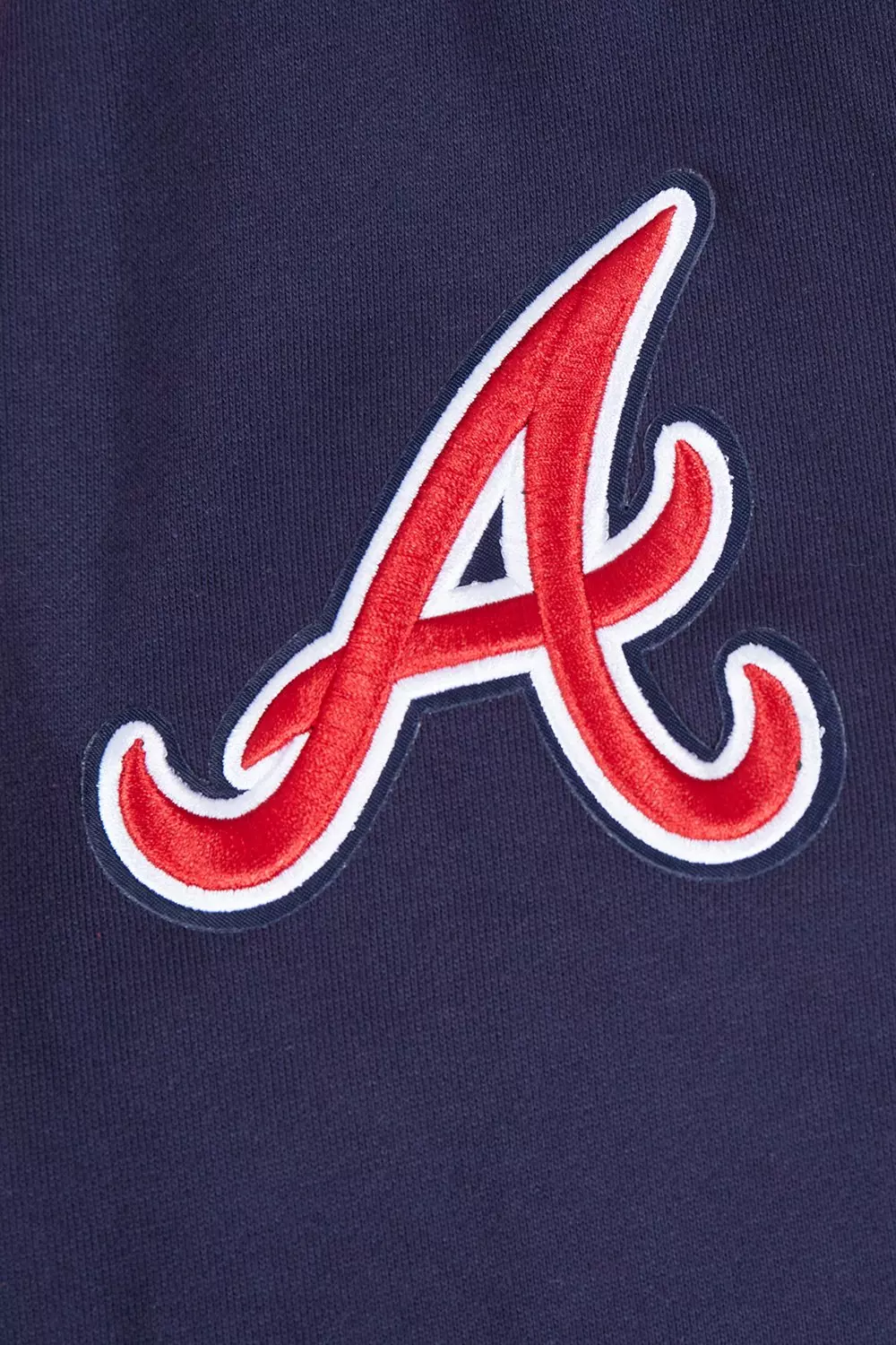 Pro Standard Men's MLB Atlanta Braves Old English PO Hoodie -Navy - NAVY