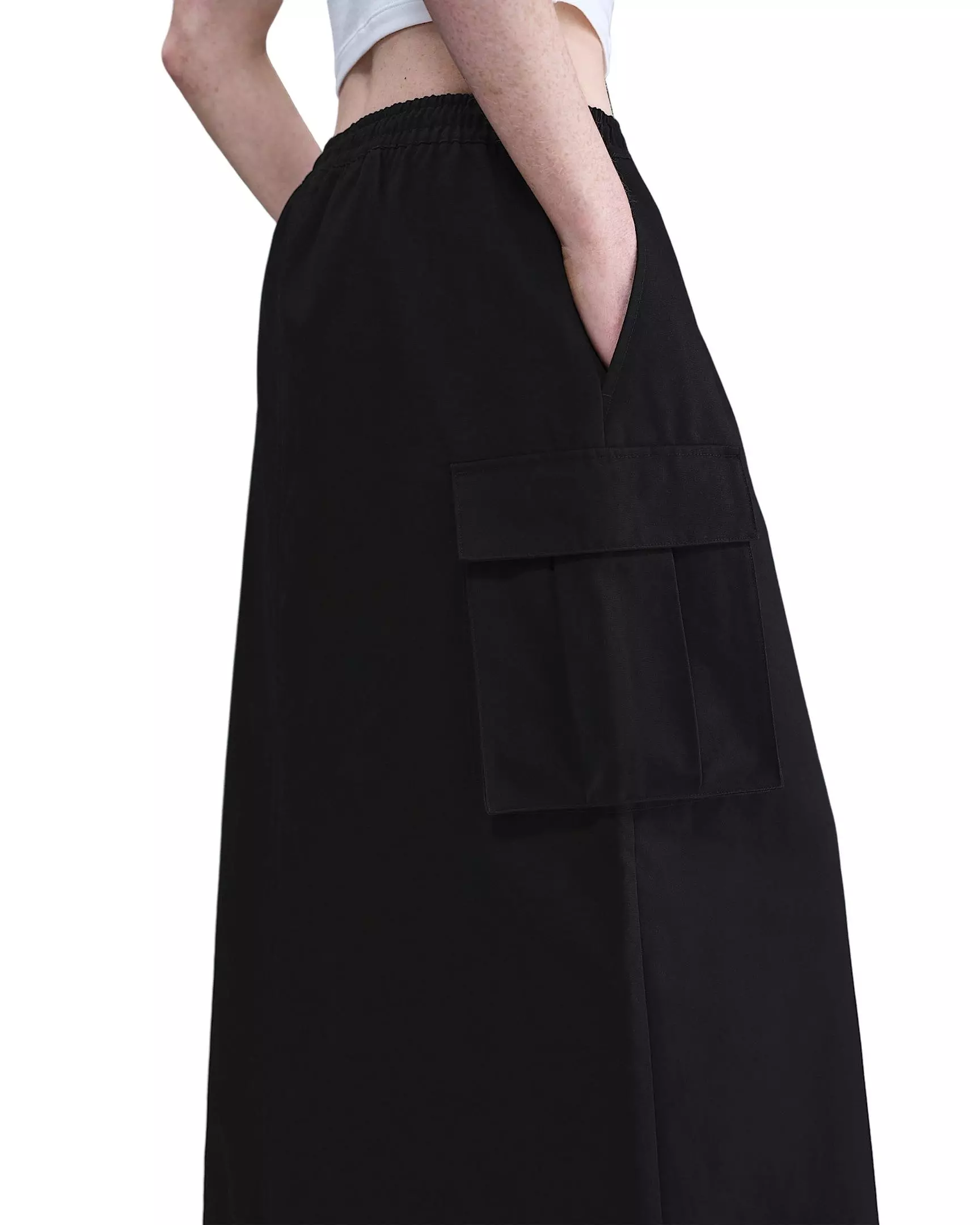 Nike Women's Sportswear Loose Cargo Skirt - Black - BLACK