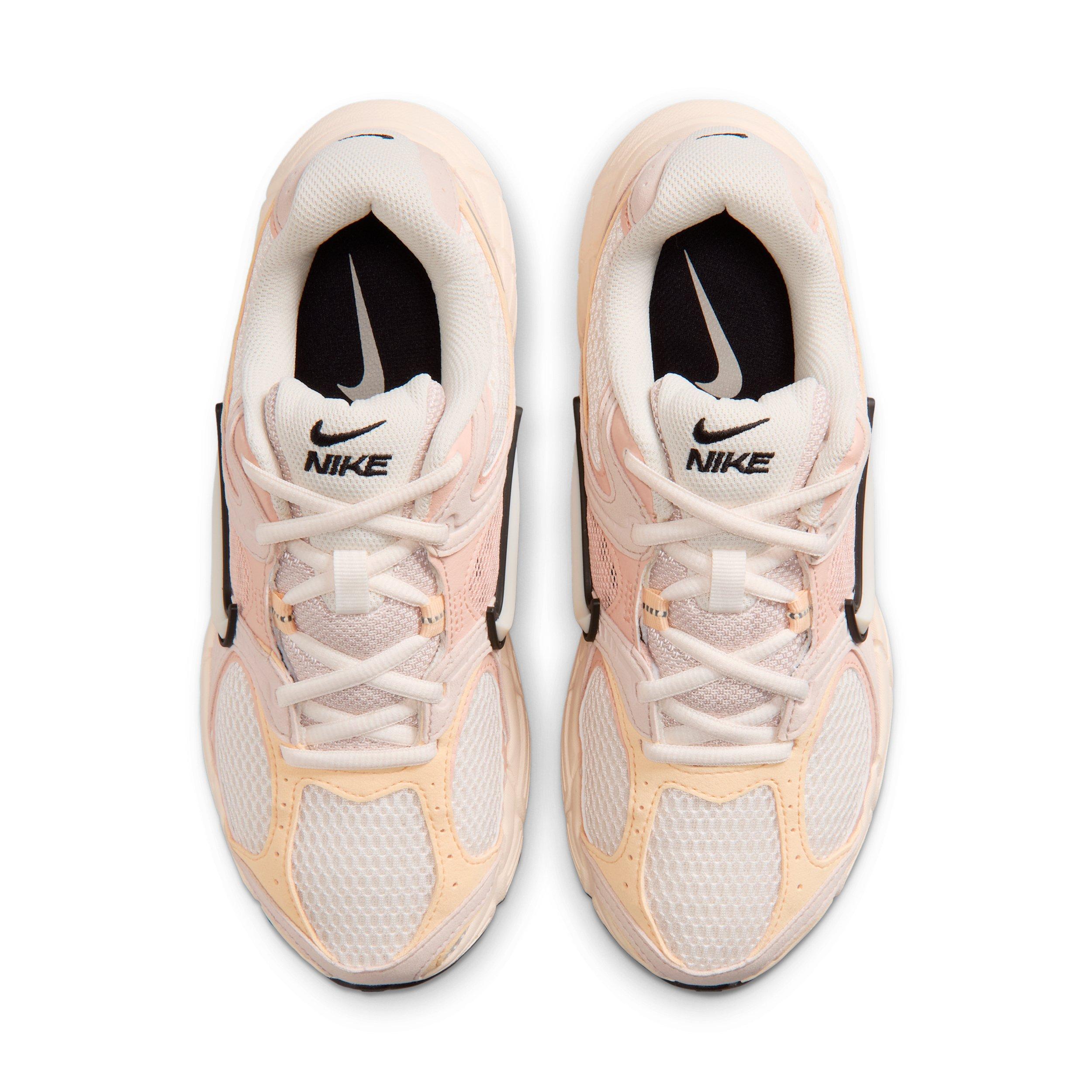 Nike V5 RNR "Chalk/Silt Red/Arctic Orange/Chalk" Women's Shoe - CHALK/RED/ORANGE/CHALK Thumbnail View 4