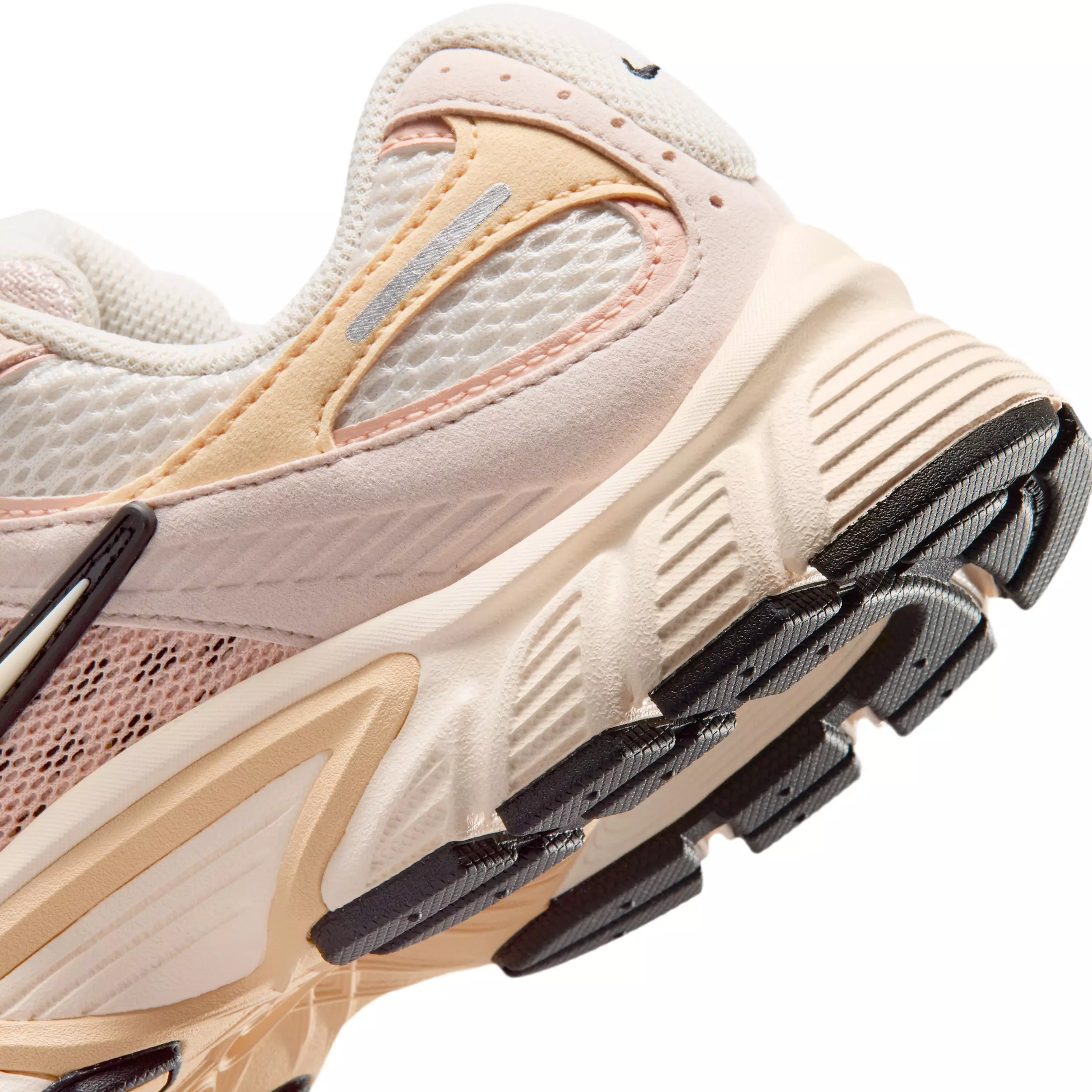 Nike V5 RNR "Chalk/Silt Red/Arctic Orange/Chalk" Women's Shoe - CHALK/RED/ORANGE/CHALK