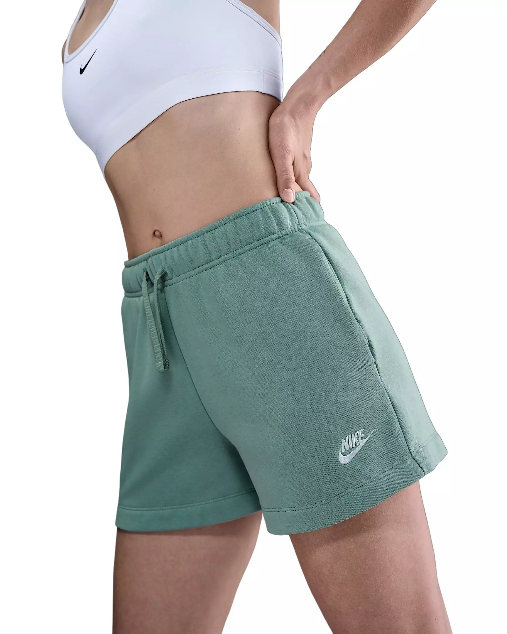 Nike Women's Sportswear Club Fleece Mid-Rise Shorts - Green - GREEN