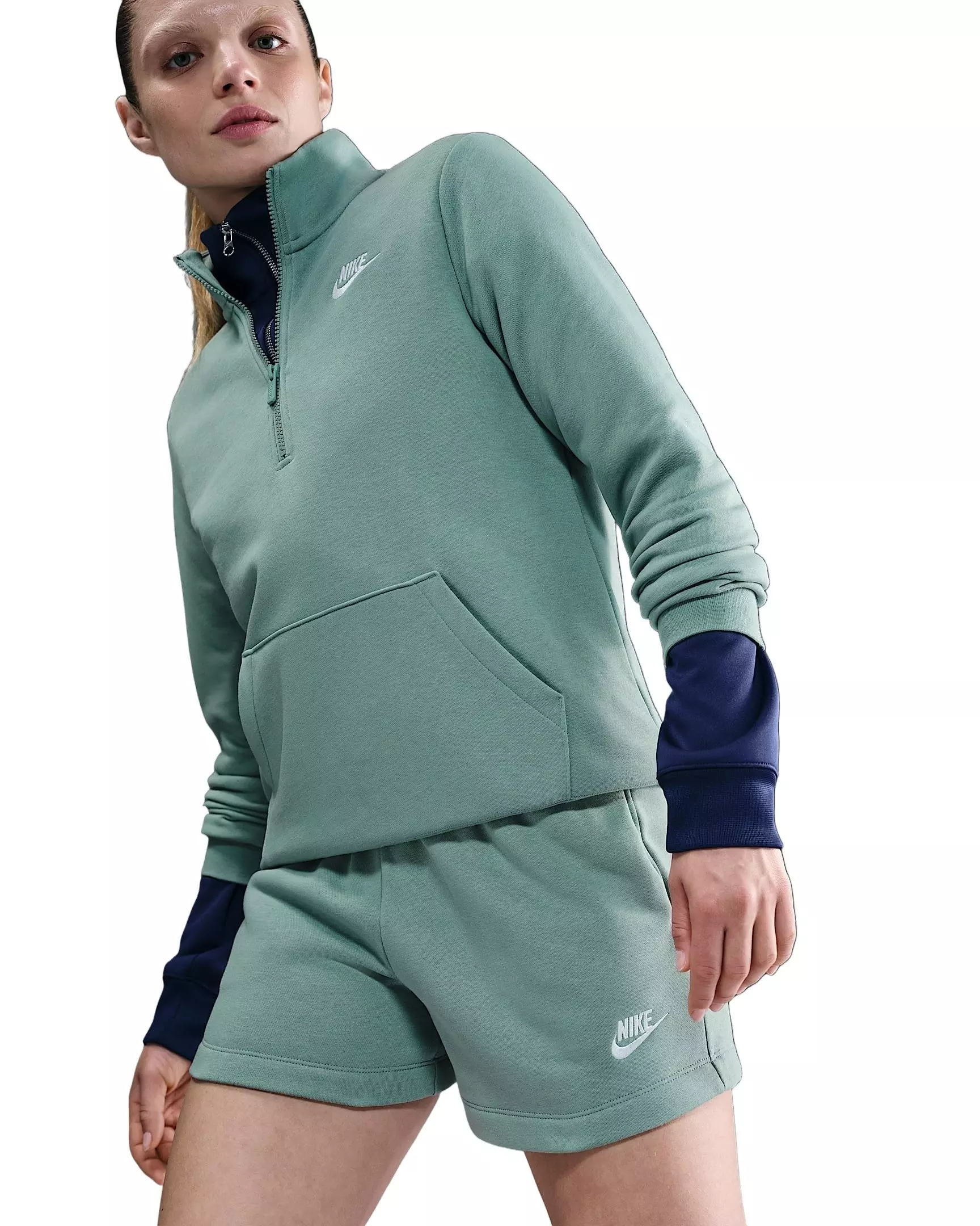 Nike Women's Sportswear Club Fleece Mid-Rise Shorts - Green - GREEN