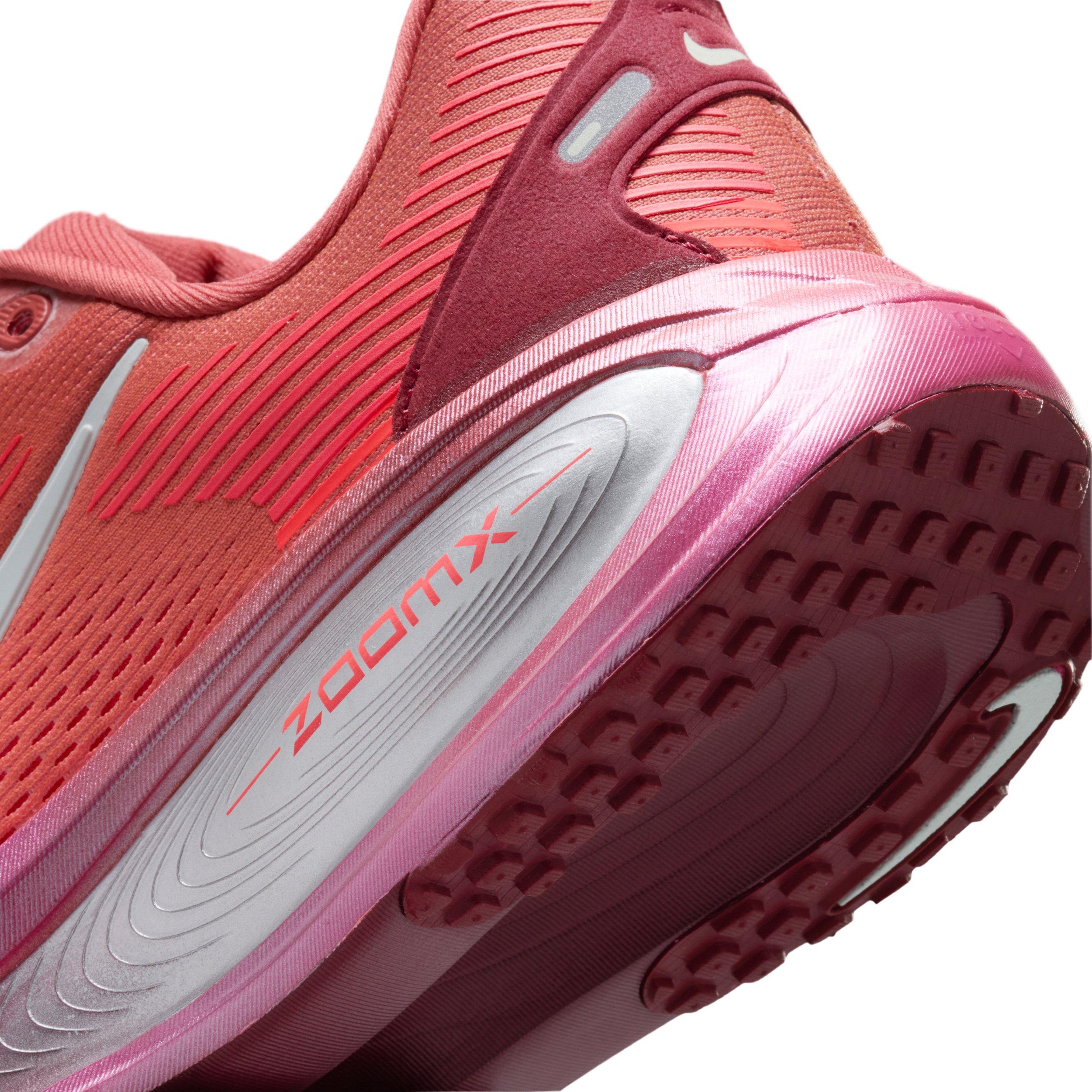 Nike Vomero 18 SE "Light Redwood/Bright Crimson/Atomic Pink/Barely Green" Women's Running Shoe - LT REDWOOD/CRIMSON/PINK/GREEN Thumbnail View 8