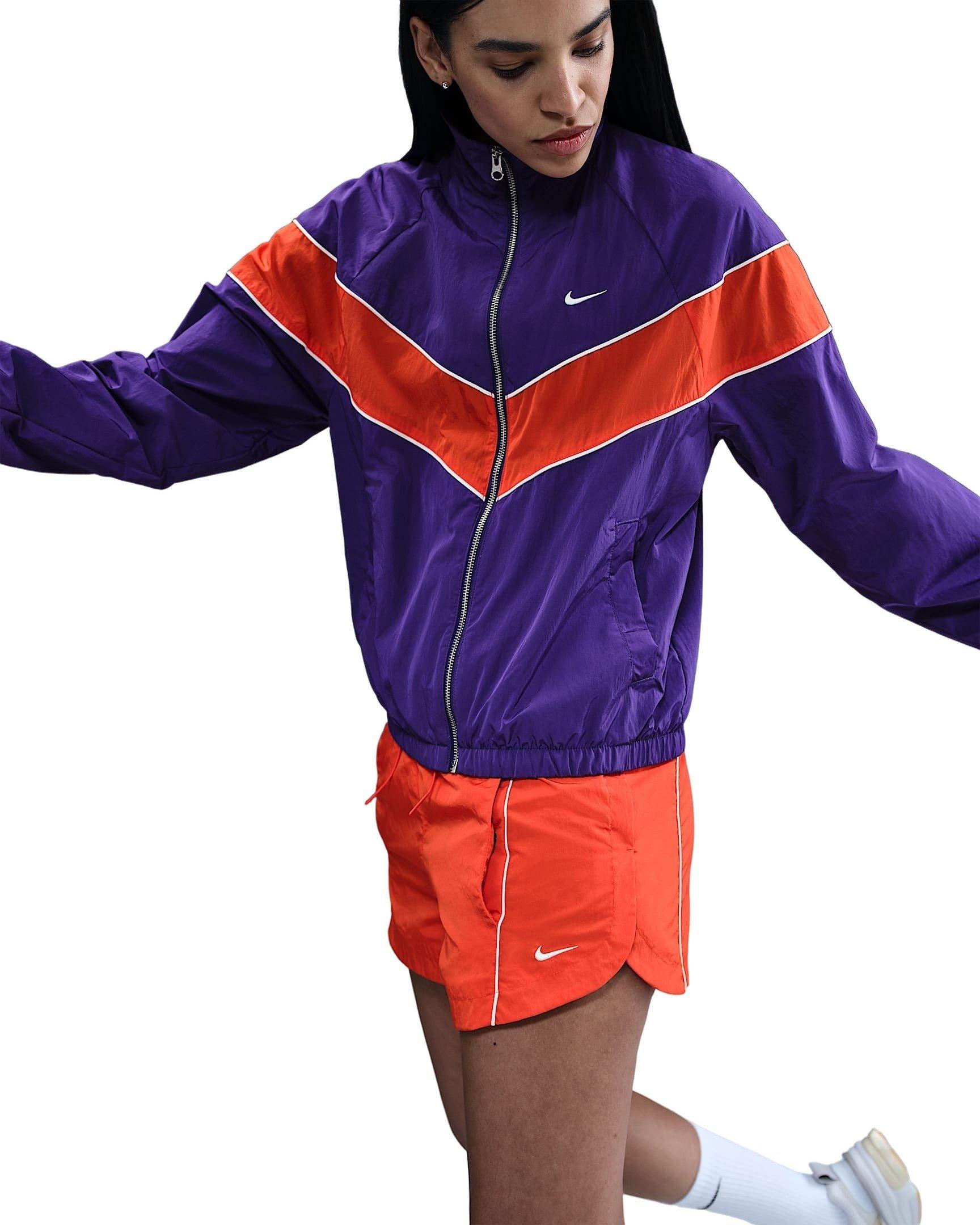 Nike Women's Windrunner Mid-Rise 2" Woven Shorts -Red - RED Thumbnail View 3