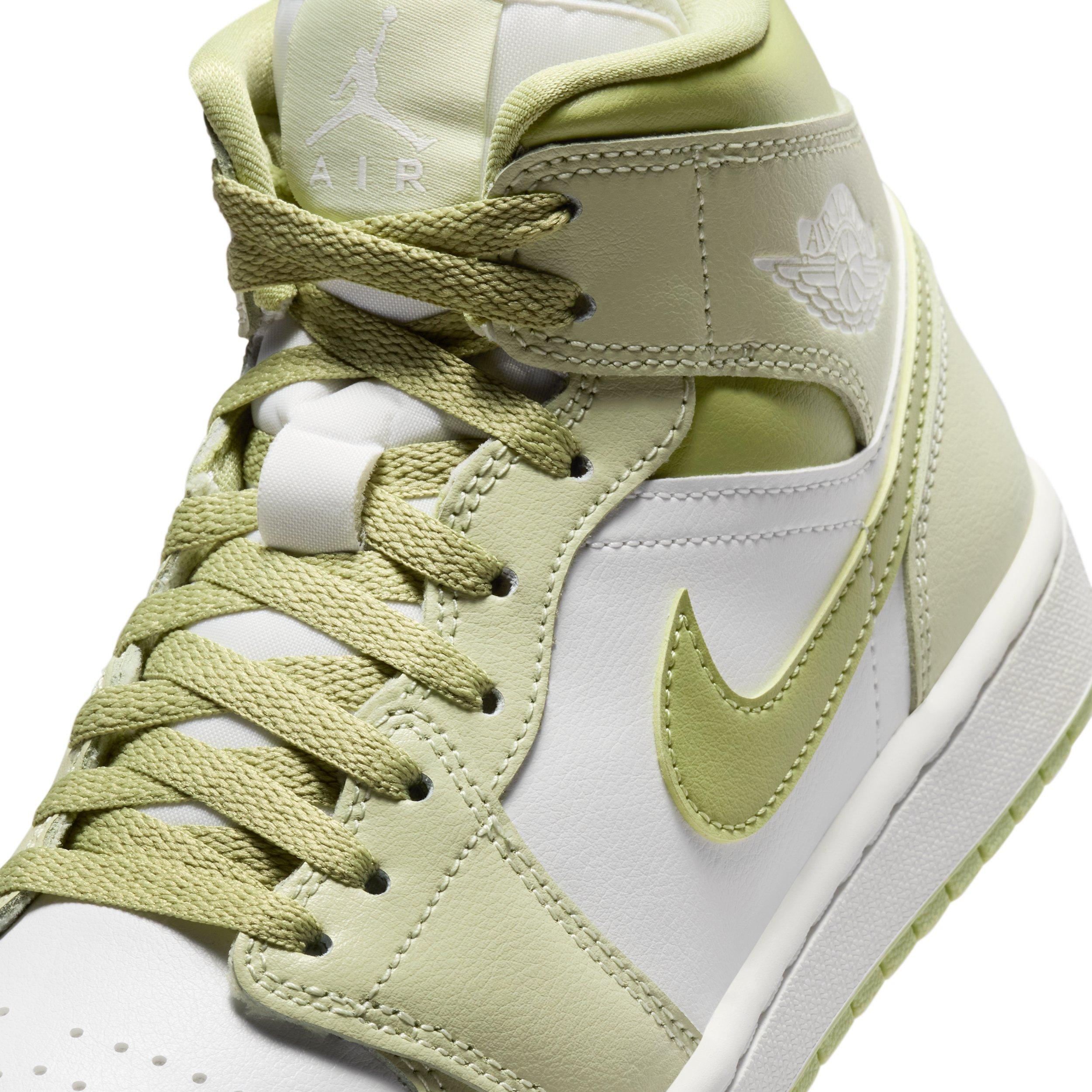 Jordan 1 Mid "Olive Aura/Lawn/Coconut Milk/Sail" Women's Shoe - OLIVE/LAWN/MILK/SAIL Thumbnail View 7
