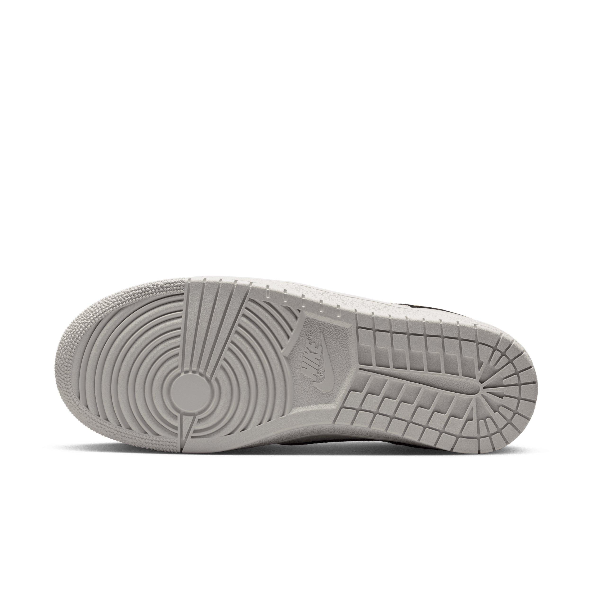 Jordan Skyline Low "Swan/Black/Metallic Gold" Women's Shoe - SWAN/BLACK/GOLD Thumbnail View 6