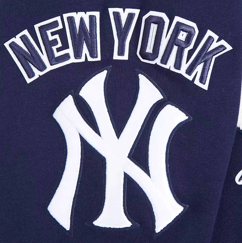 Pro Standard Men's MLB New York Yankees Old English PO Hoodie -Navy - NAVY