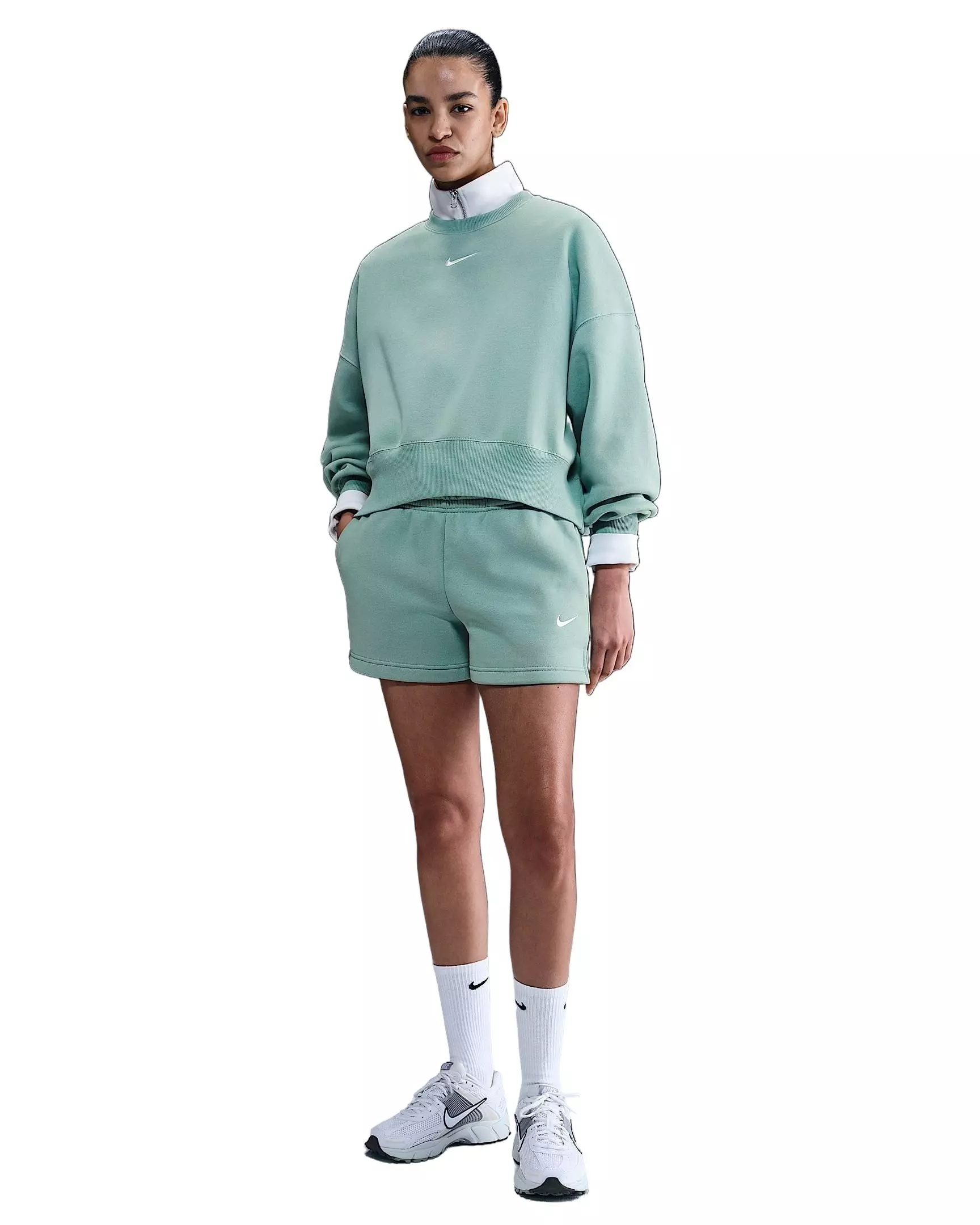 Nike Women's Sportswear Phoenix Fleece Mid-Rise 4" Shorts - Green - GREEN