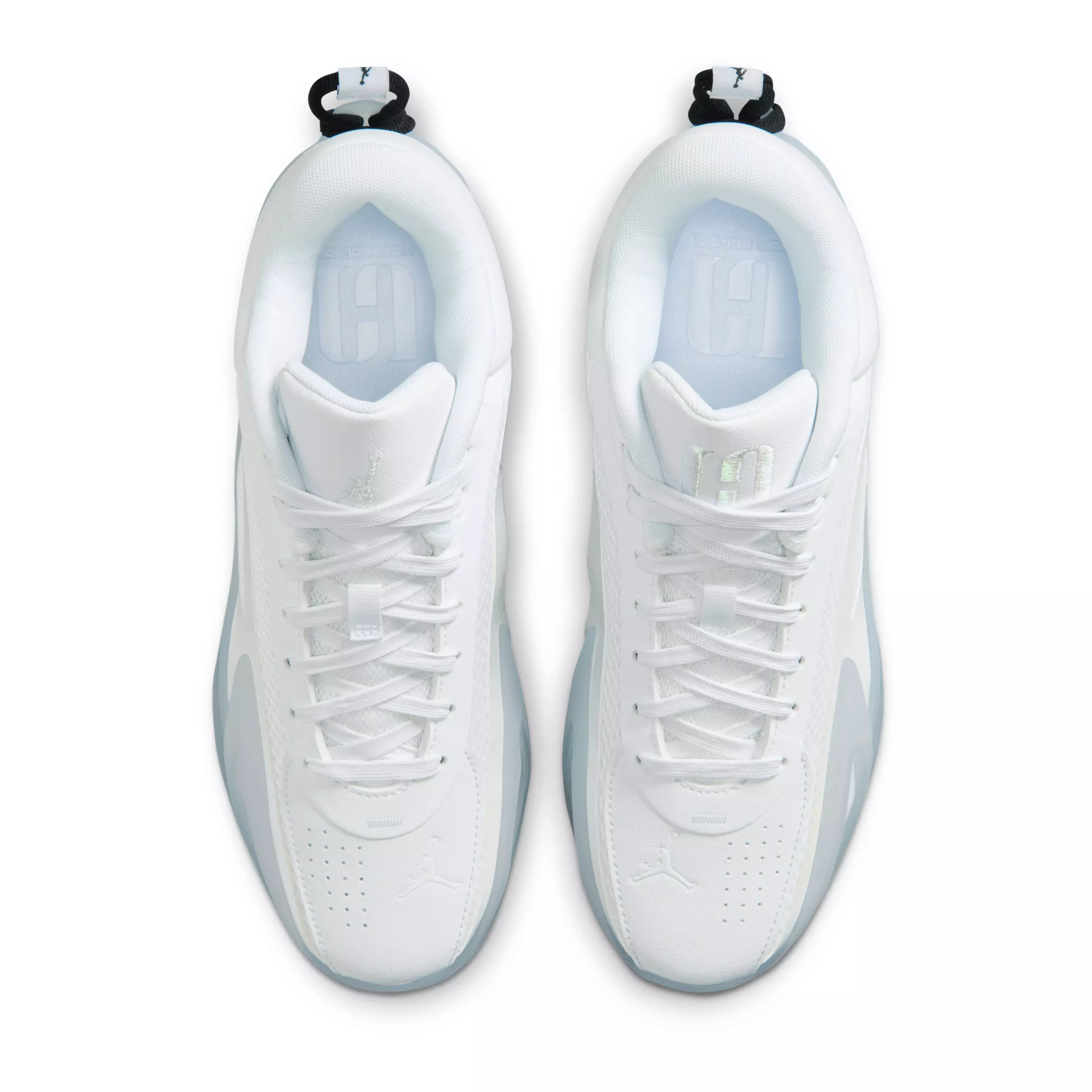 Jordan Heir Series 2 "White/Ice Blue" Women's Basketball Shoe - WHITE/BLUE