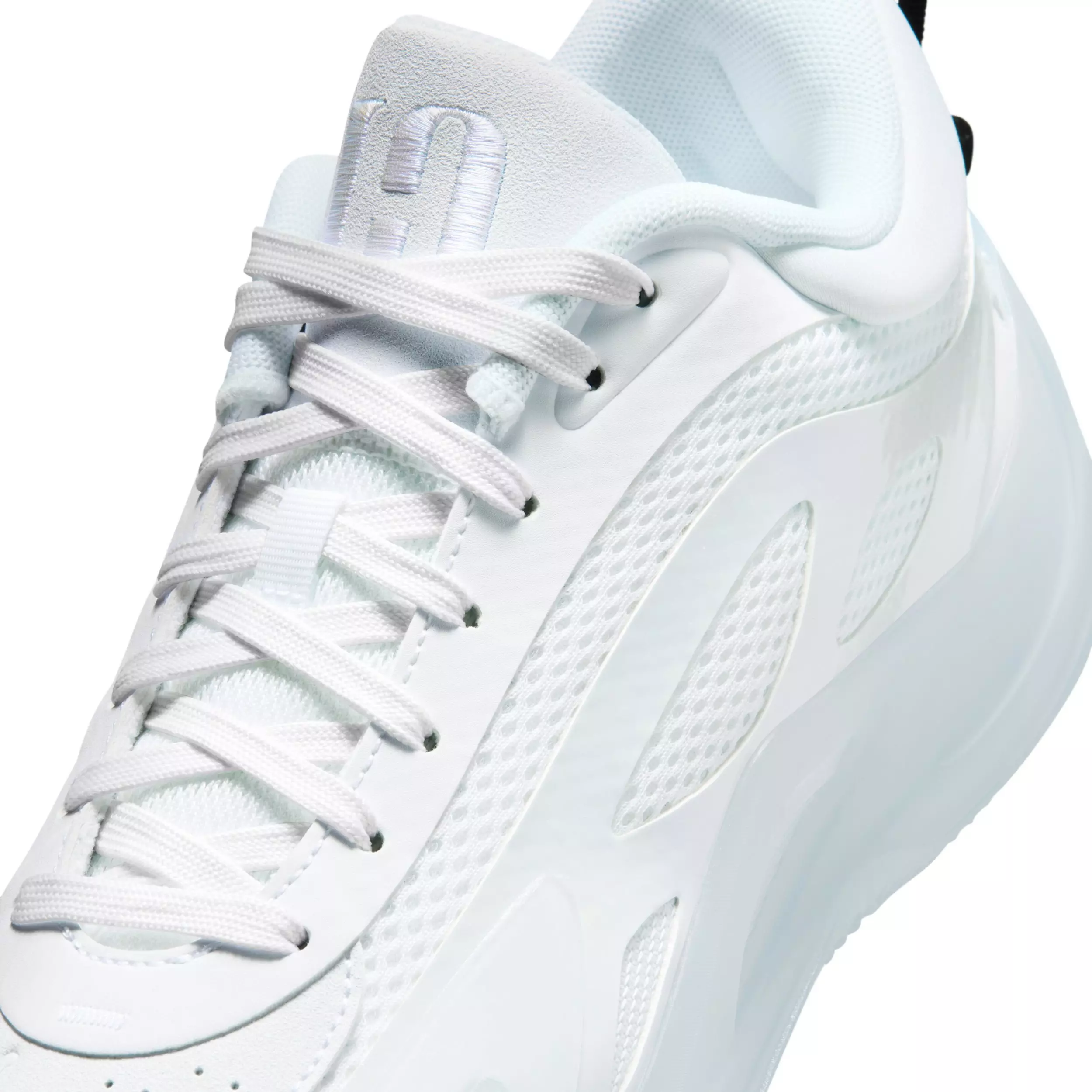 Jordan Heir Series 2 "White/Ice Blue" Women's Basketball Shoe - WHITE/BLUE