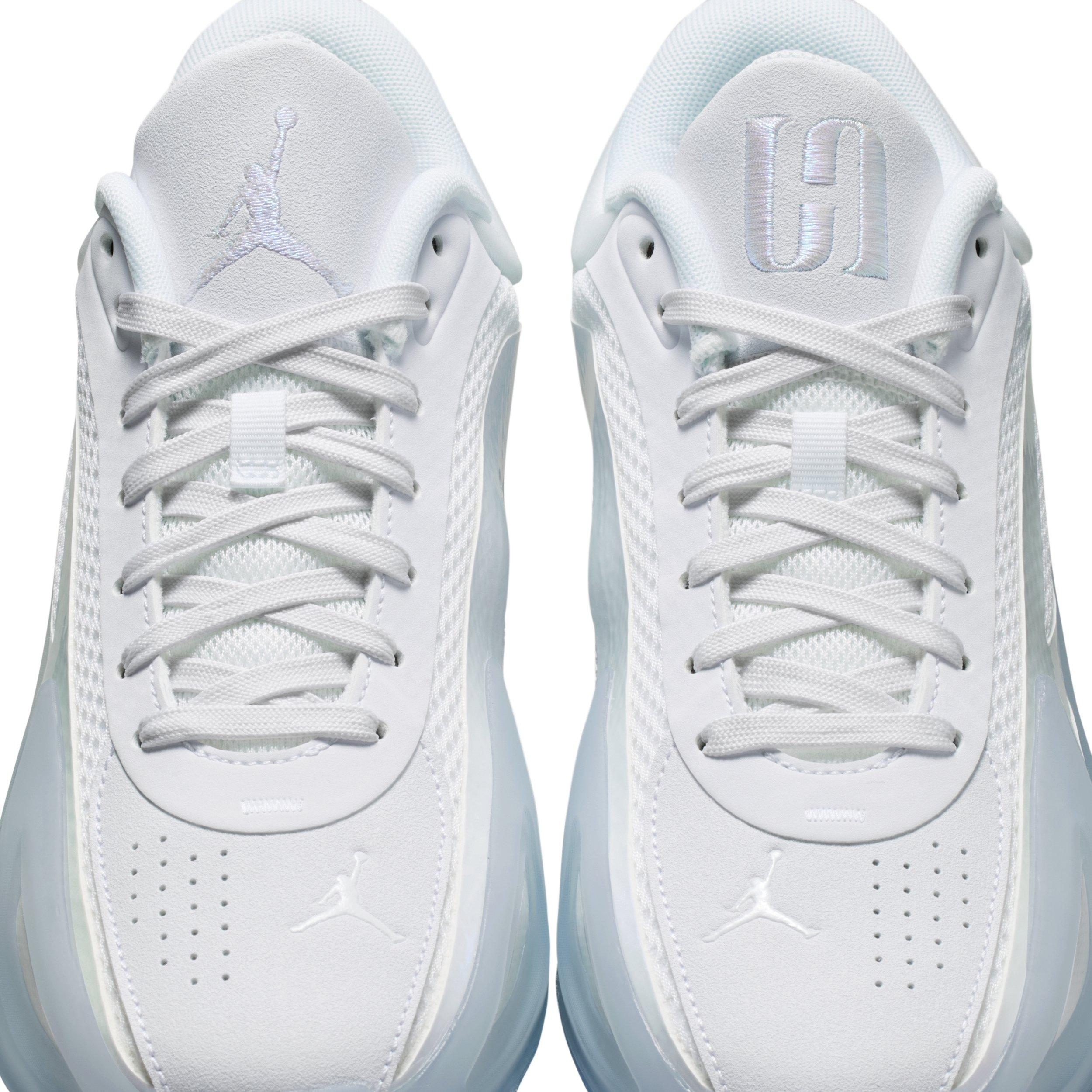 Jordan Heir Series 2 "White/Ice Blue" Women's Basketball Shoe - WHITE/BLUE Thumbnail View 9