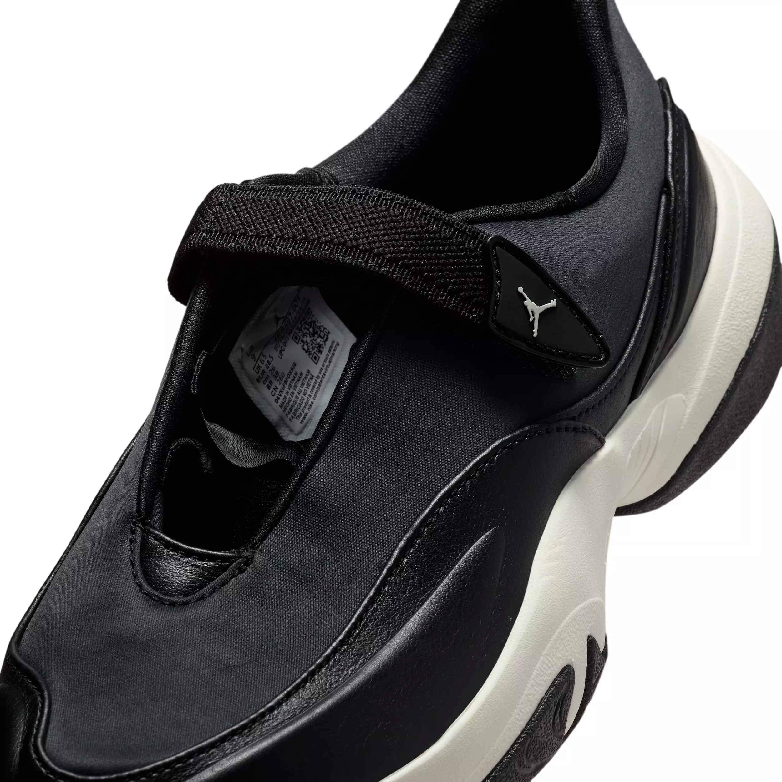 Jordan Pointe "Black/Sail" Women's Shoe - BLACK/SAIL