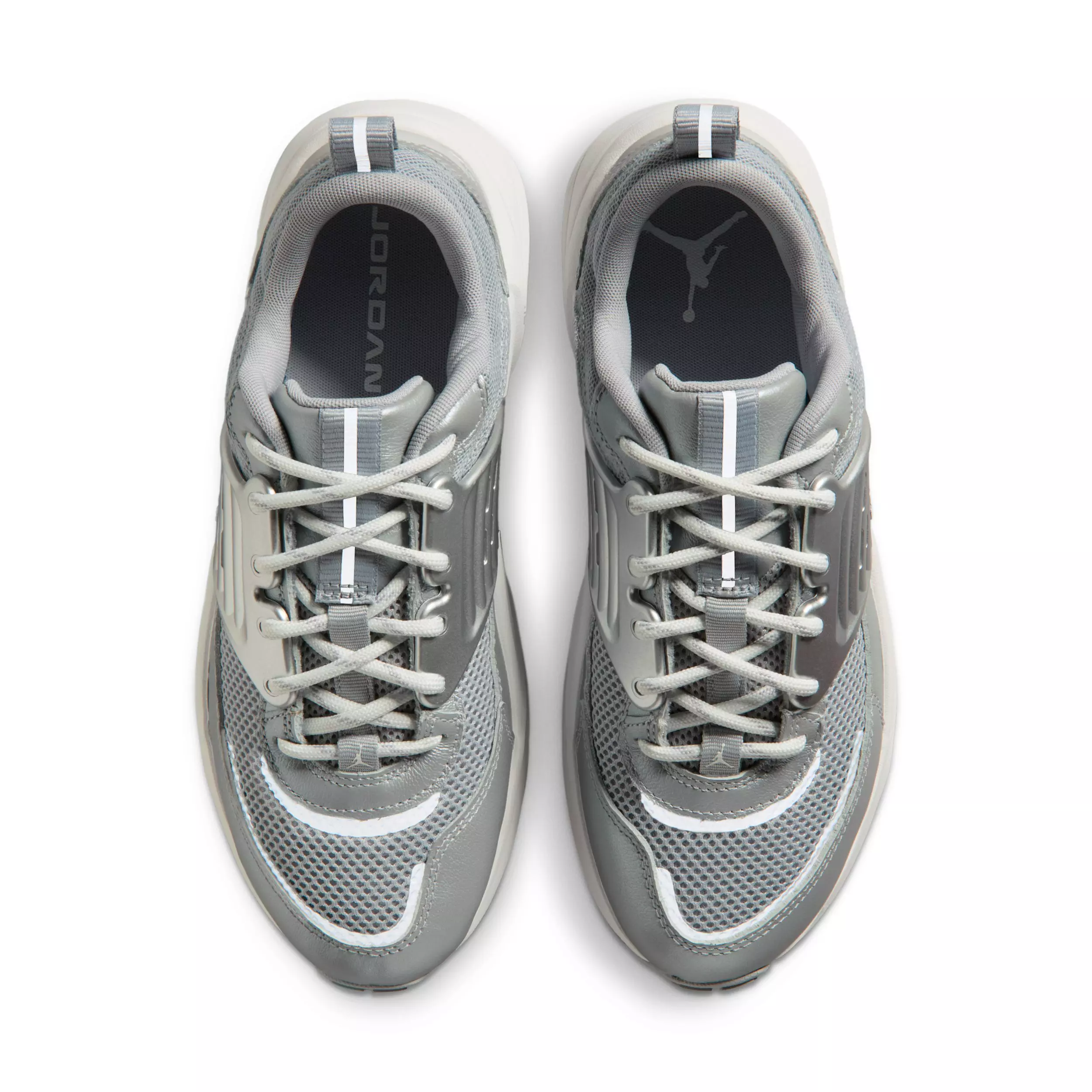 Jordan Trunner O/S "Swan/Wolf Grey/Reflect Silver/Summit White" Women's Shoe - SWAN/GREY/SILVER/WHITE