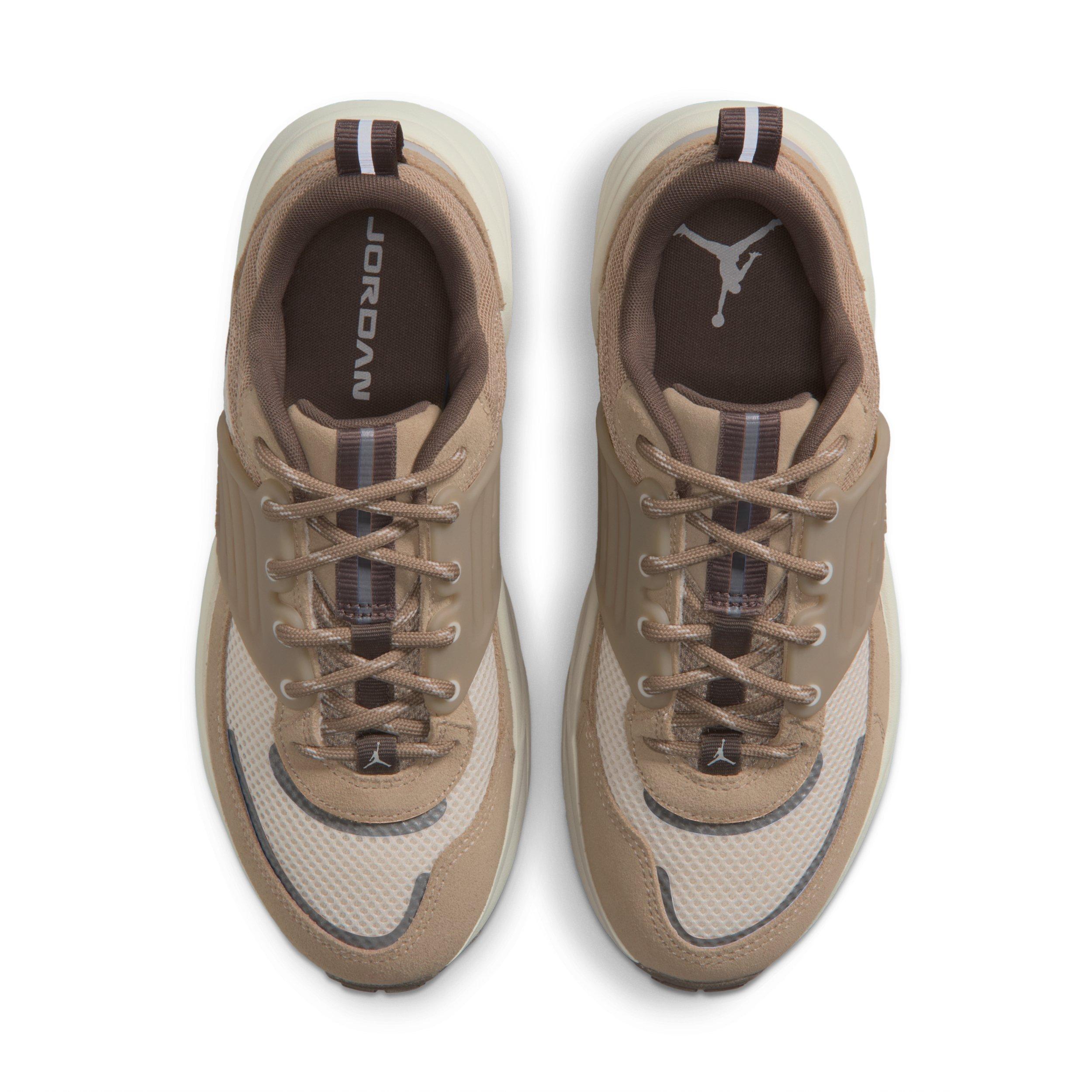 Jordan Trunner O/S "Khaki/Reflect Silver/Pale Ivory" Women's Shoe - KHAKI/SILVER/IVORY Thumbnail View 4