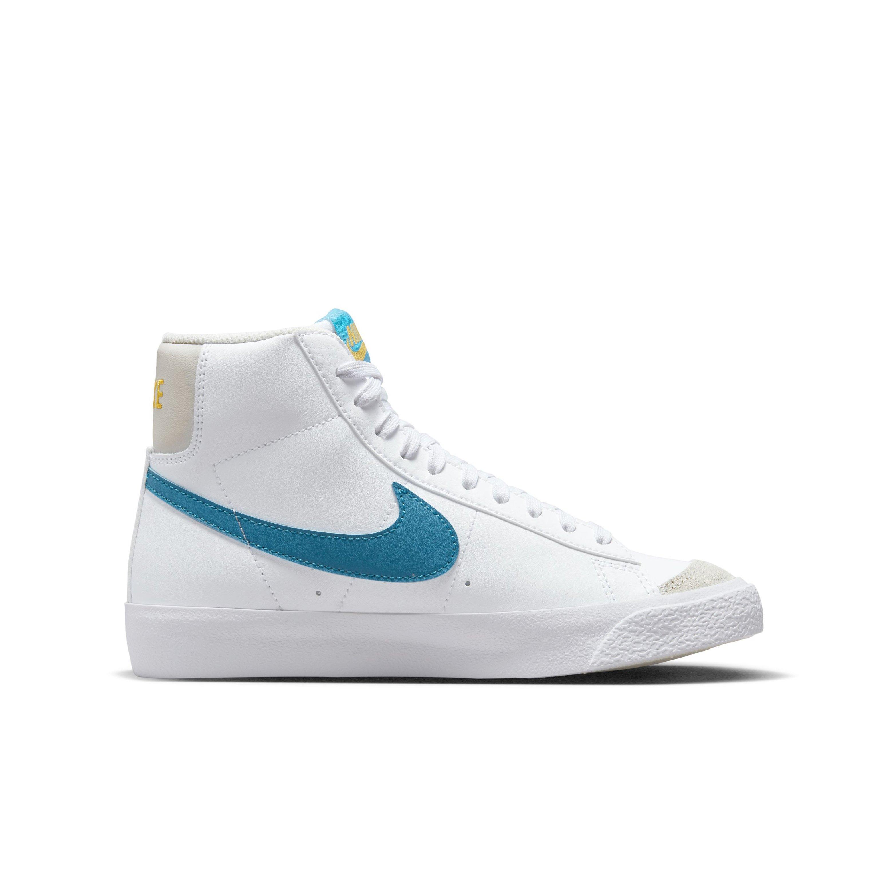 Nike blazer best sale white blue