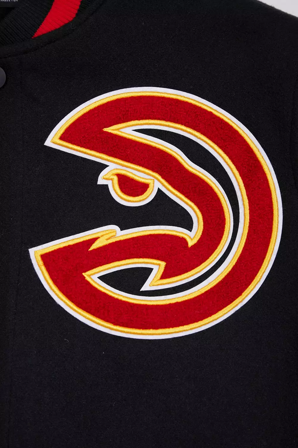 Pro Standard Men's NBA Atlanta Hawks Mashup Rib Wool Varsity Jacket - Black/Red - BLACK/RED