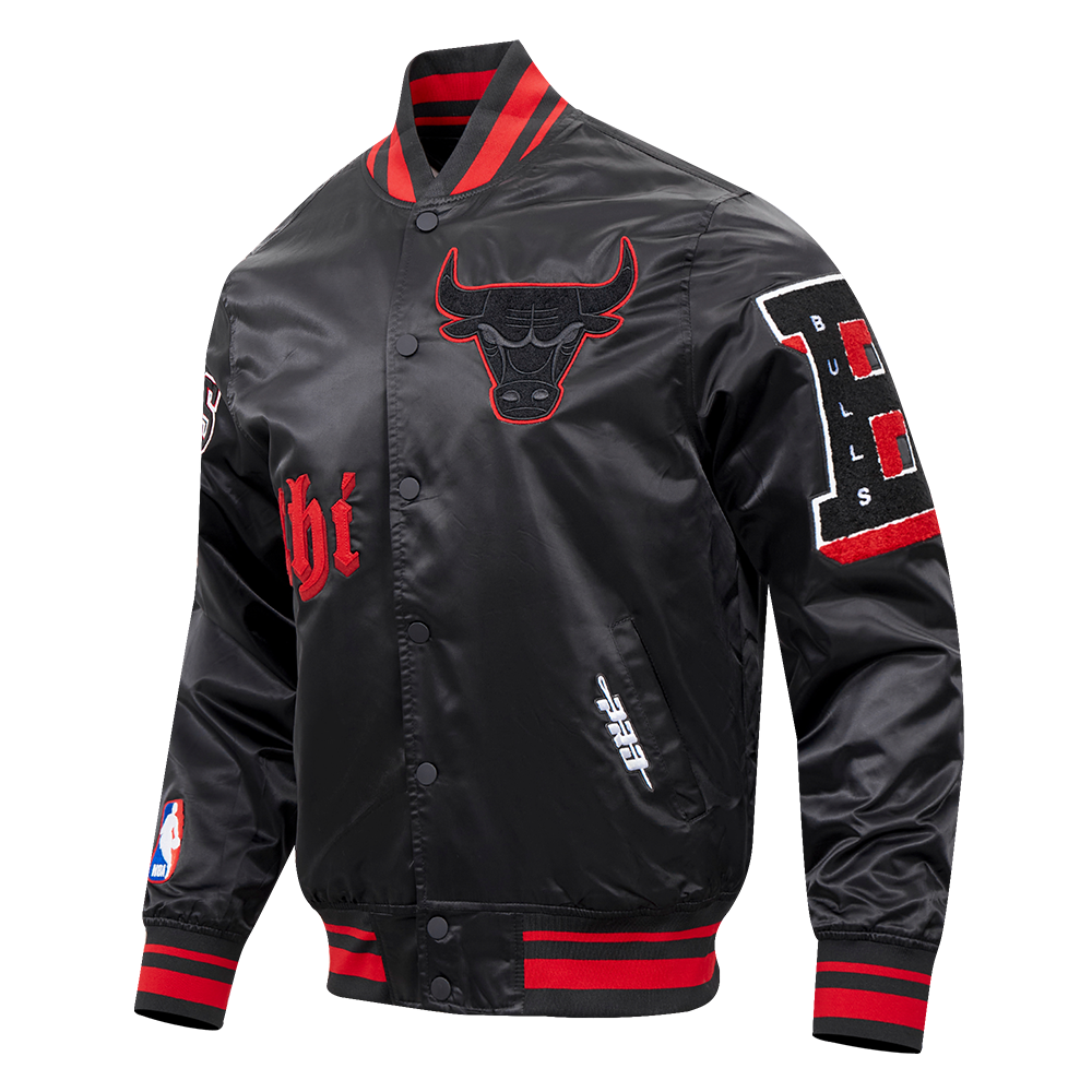 Pro Standard Men's NBA Chicago Bulls Old English Logo Satin Varsity Jacket -Black/Red - BLACK/RED Thumbnail View 3