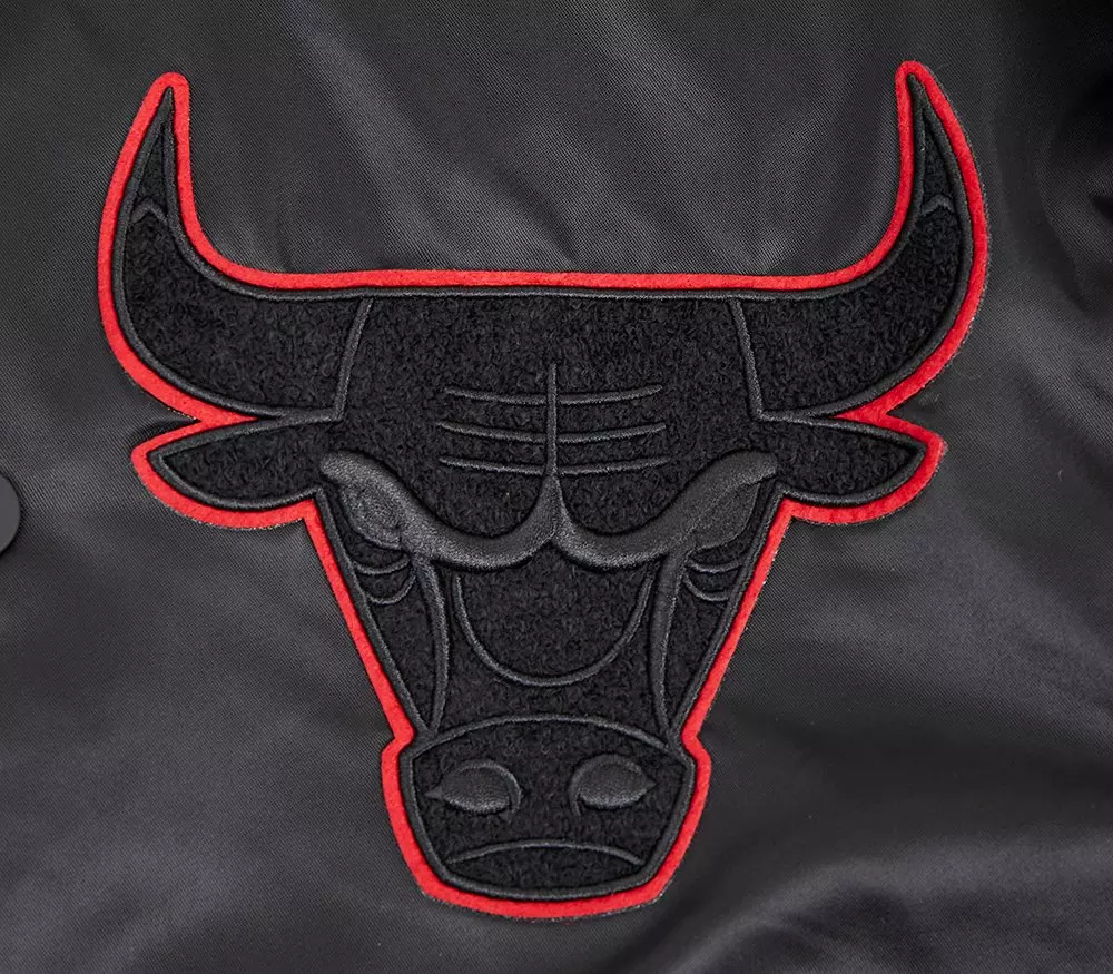 Pro Standard Men's NBA Chicago Bulls Old English Logo Satin Varsity Jacket - Black/Red - BLACK/RED