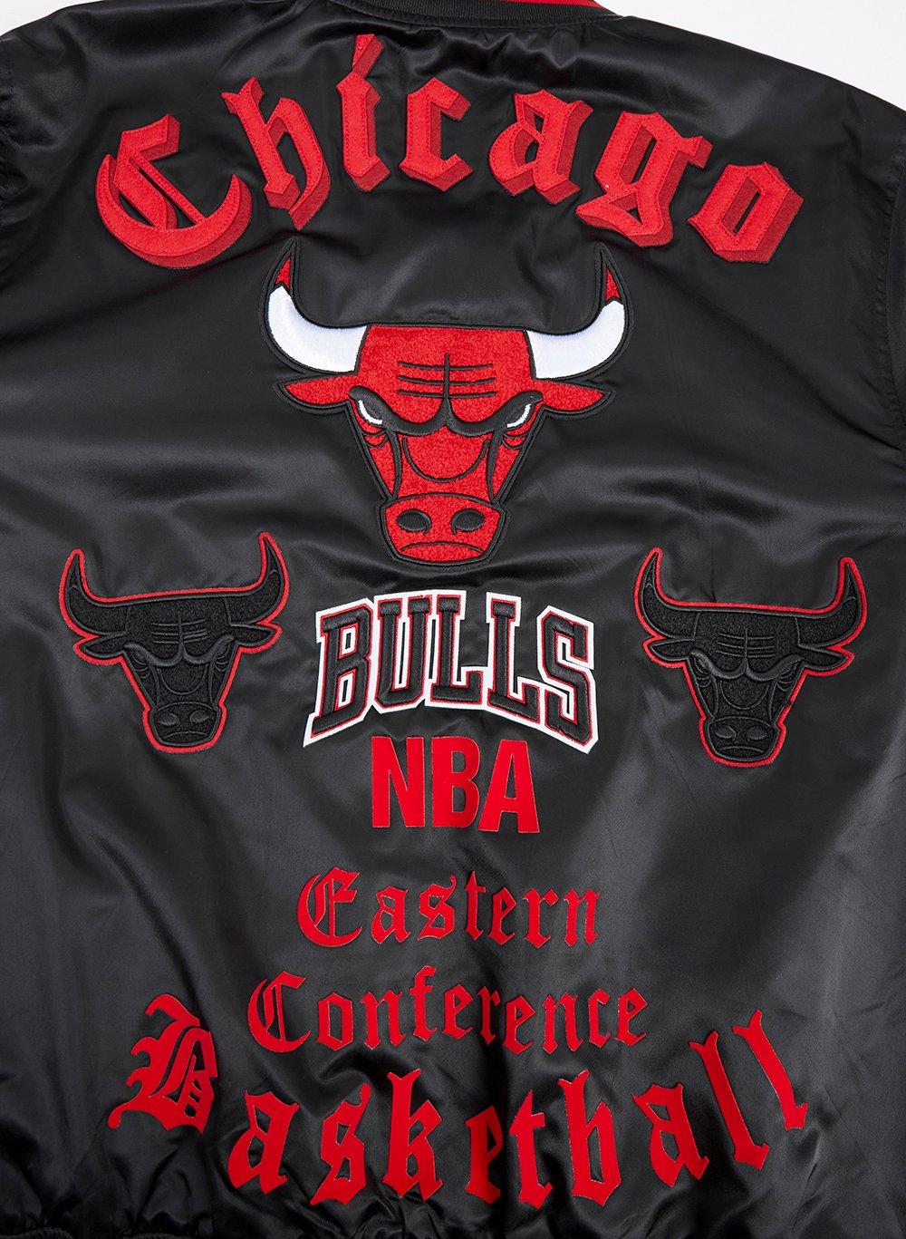 Pro Standard Men's NBA Chicago Bulls Old English Logo Satin Varsity Jacket - Black/Red - BLACK/RED Thumbnail View 9