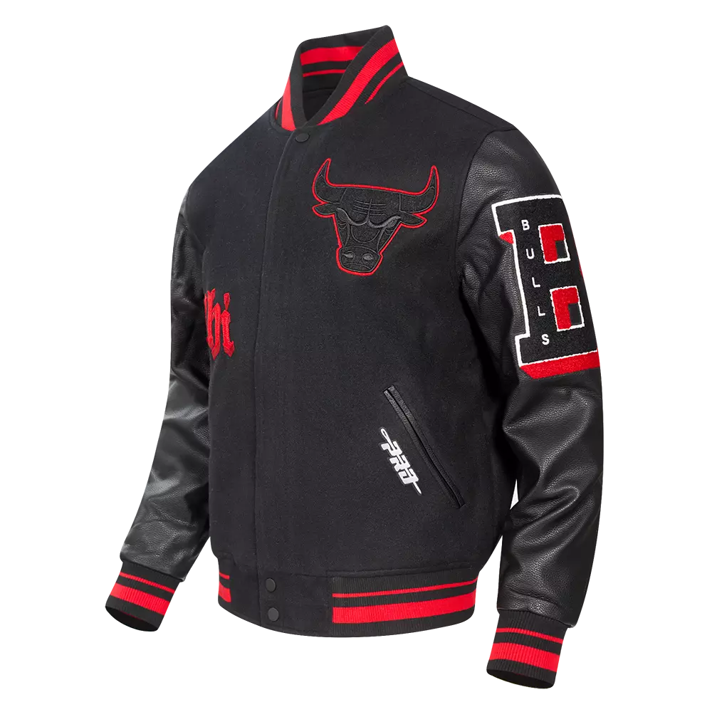 Pro Standard Men's NBA Chicago Bulls Old English Rib Wool Varsity Jacket - Black/Red - BLACK/RED