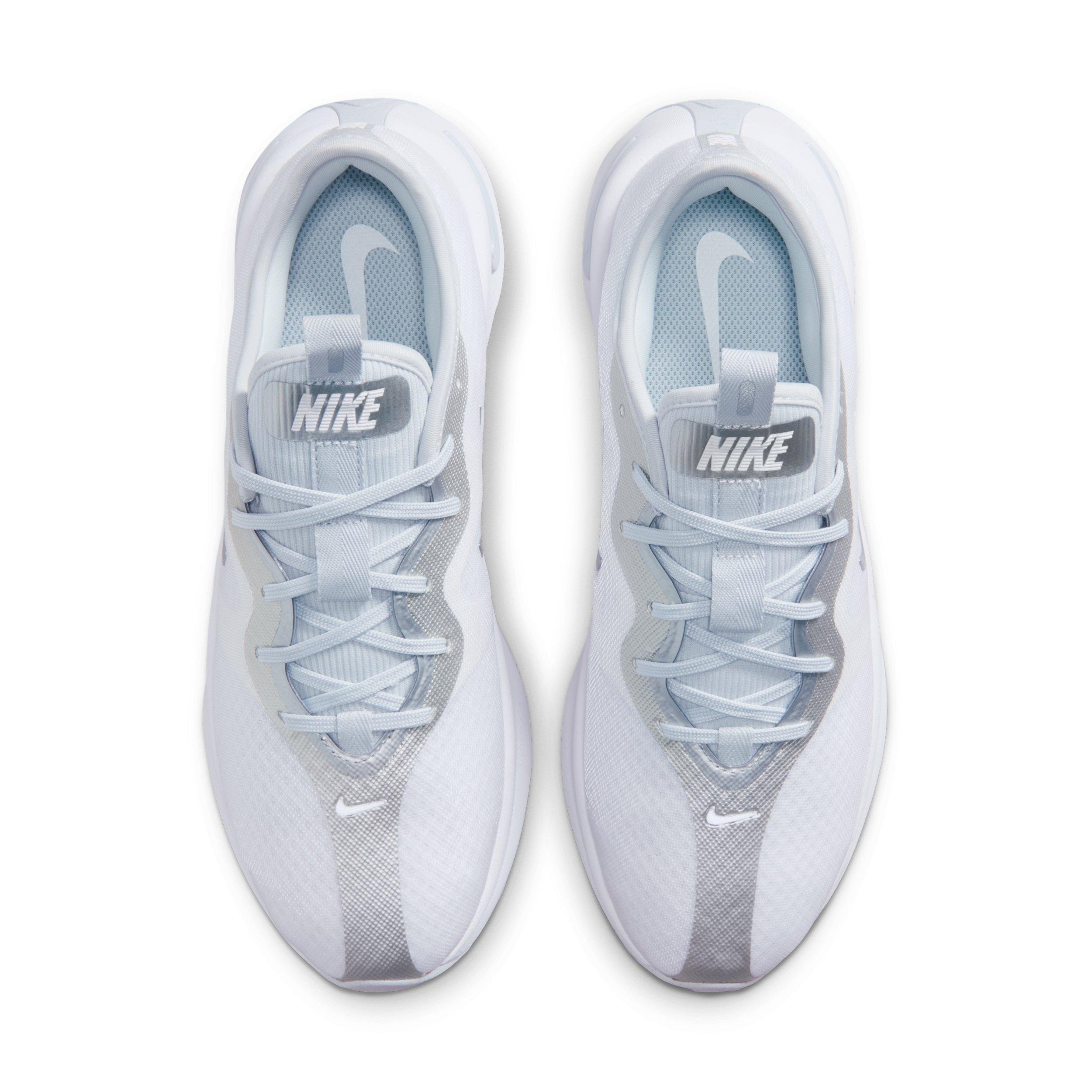 Nike Motiva 2 "White/Pure Platinum/Metallic Silver" Women's Walking Shoe - WHITE/PLATINUM/SILVER Thumbnail View 4