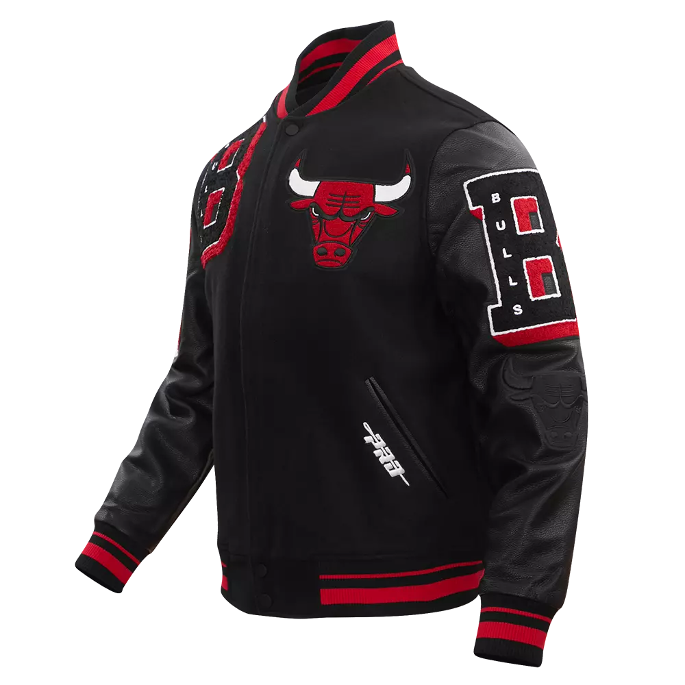 Pro Standard Men's NBA Chicago Bulls Mashup Rib Wool Varsity Jacket - Black/Red - BLACK/RED
