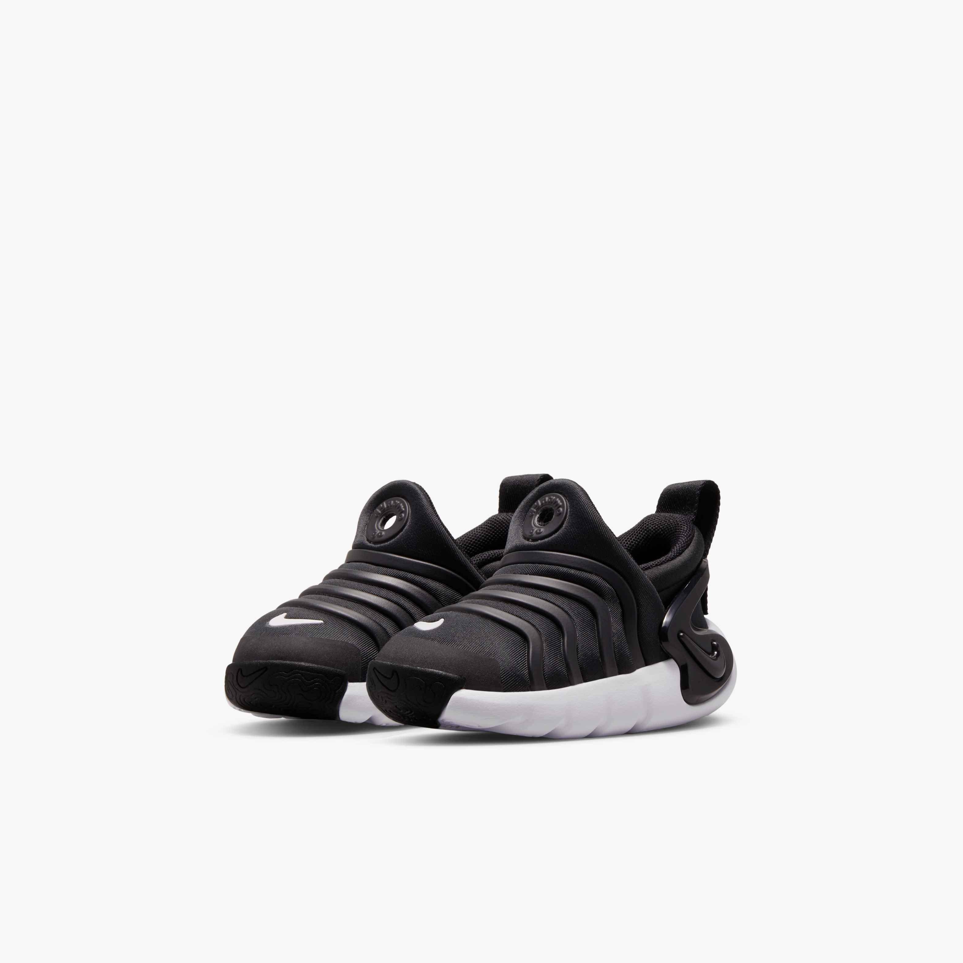 Nike Dynamo Go "Black/White" Toddler Kids' Shoe - BLACK Thumbnail View 5