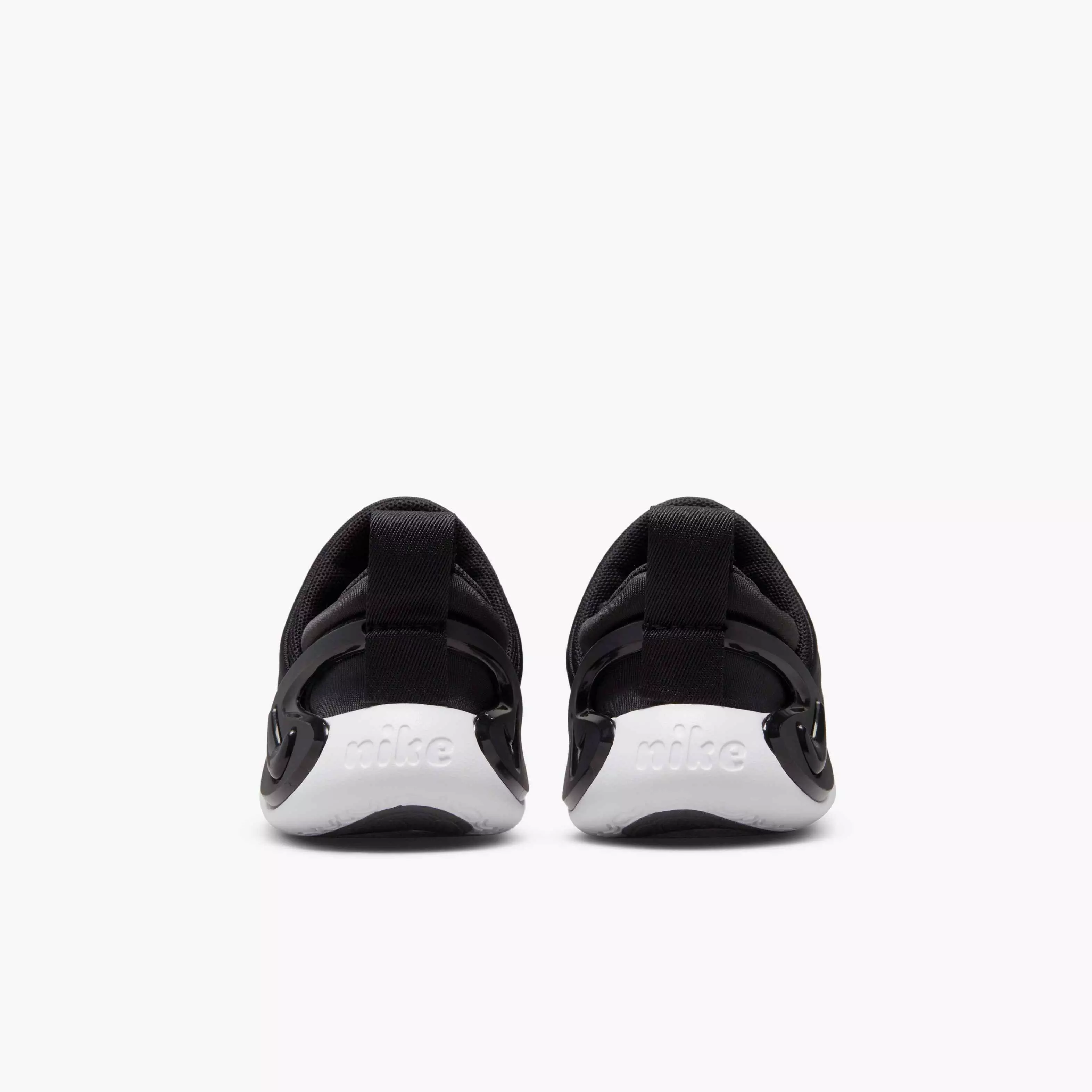 Nike Dynamo Go "Black/White" Toddler Kids' Shoe - BLACK