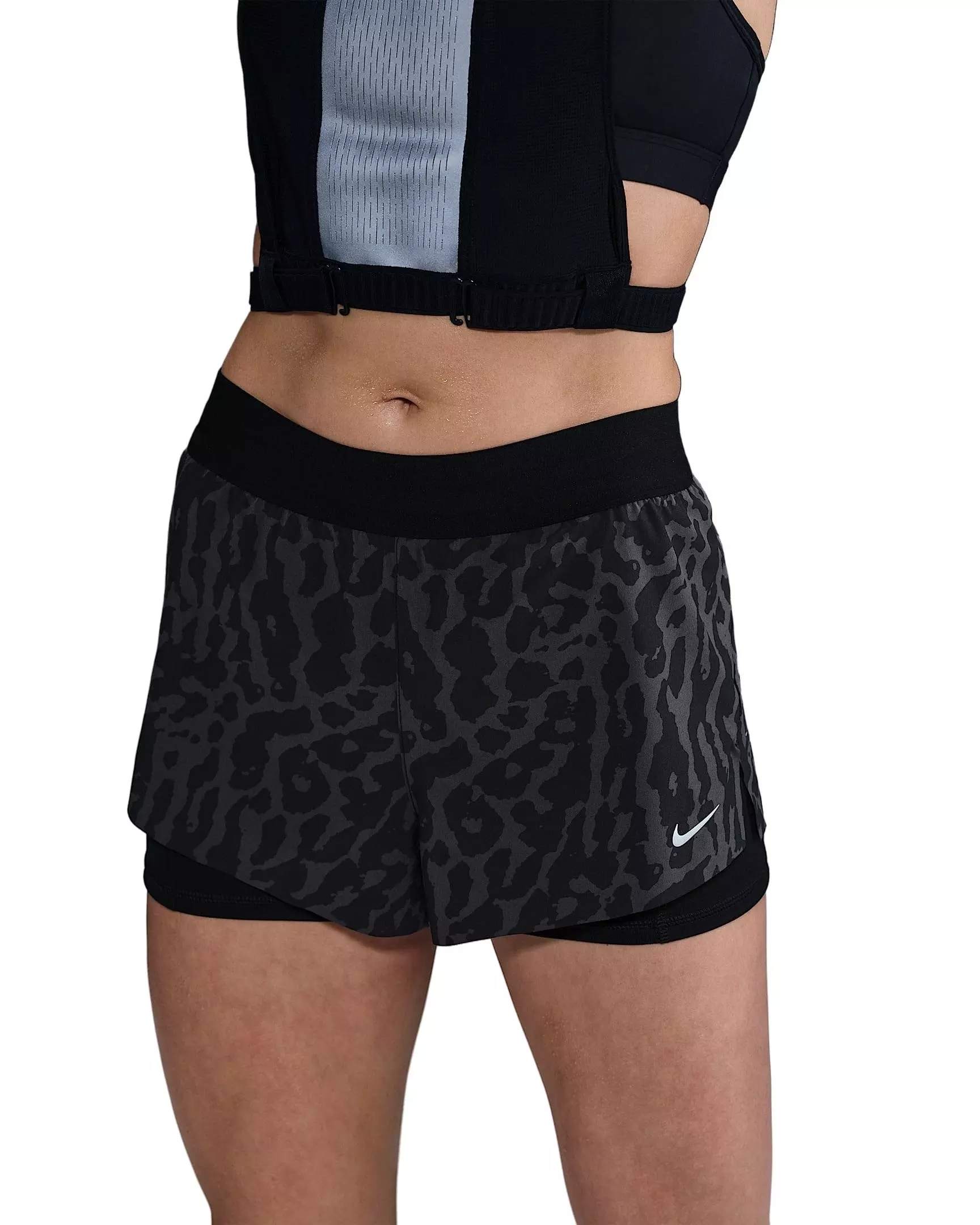 Nike Women's Swift Dri-FIT Mid-Rise 2-in-1 Printed Running Shorts - Black - BLACK