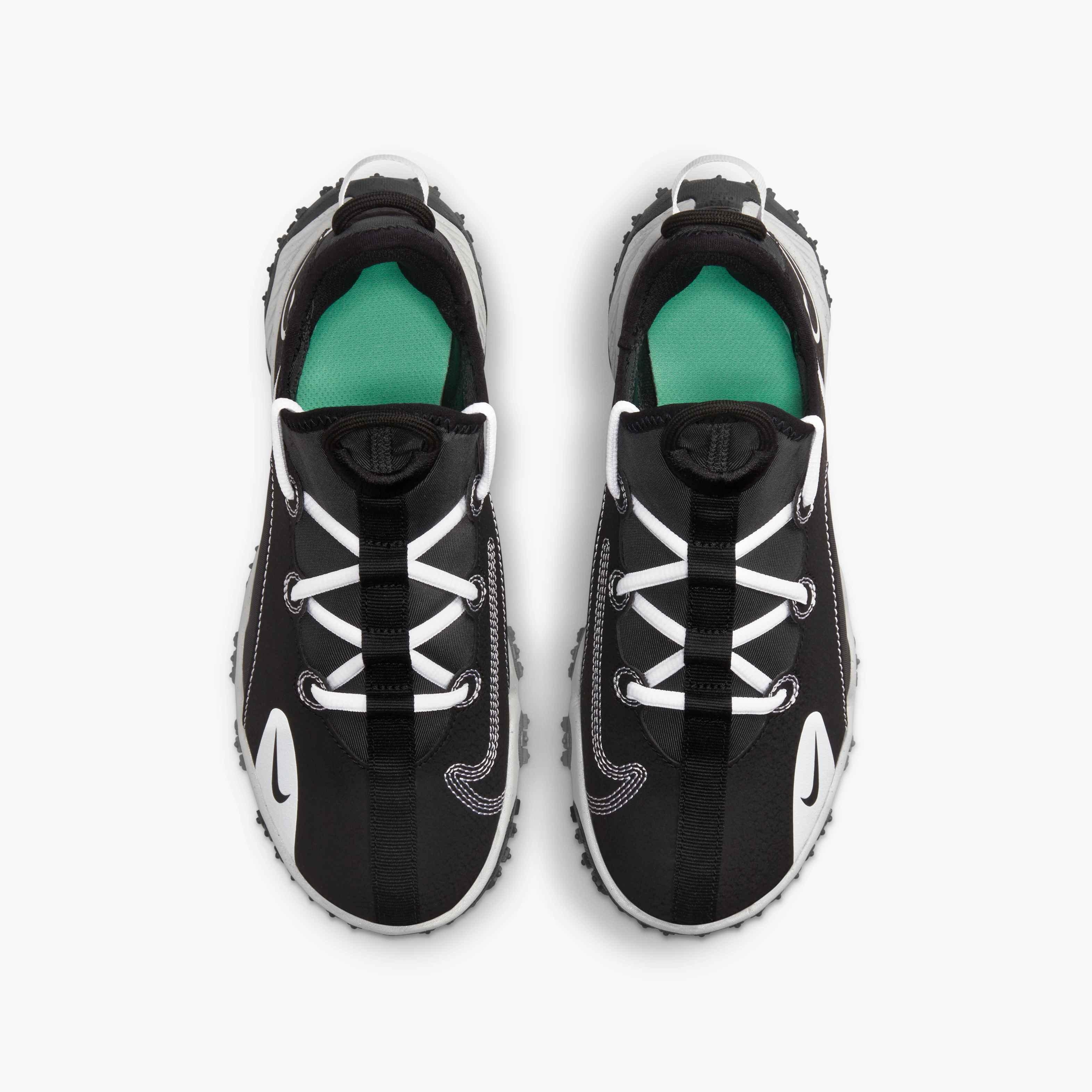 Nike Future Field "Black/White/Dark Smoke" Kids' Football Turf Cleat - BLACK Thumbnail View 4