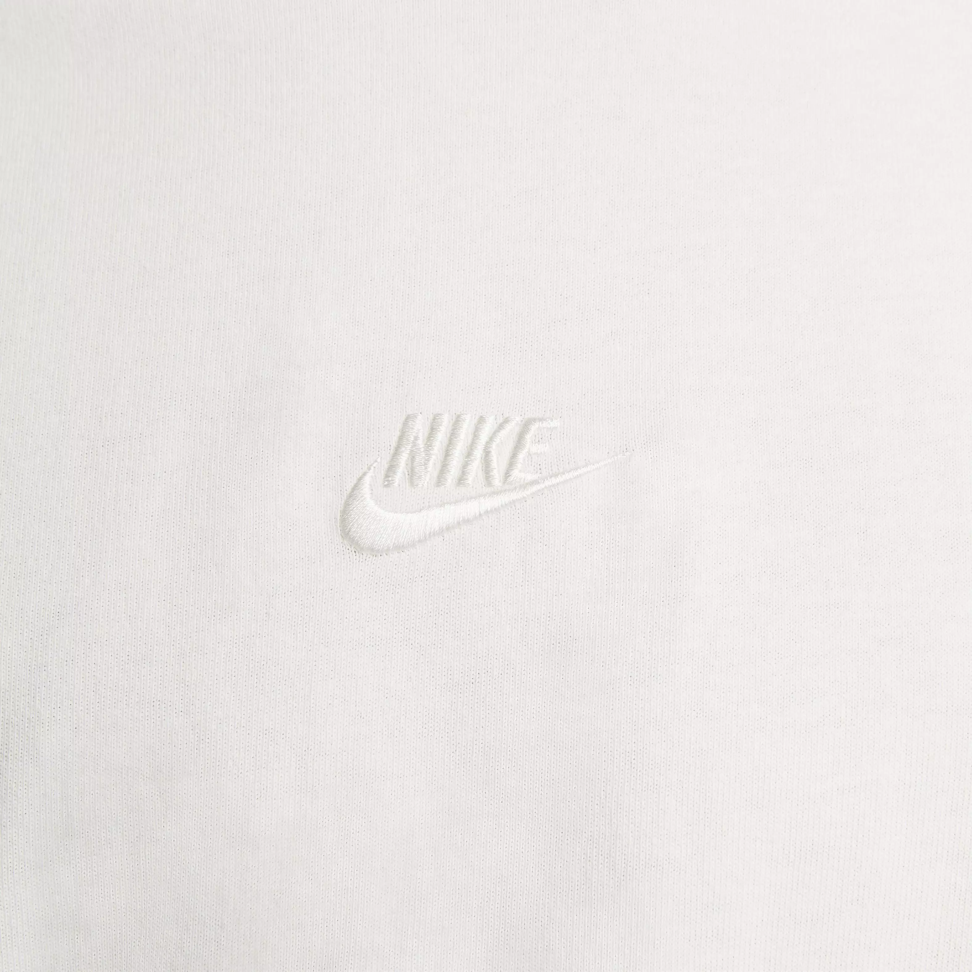 Nike Men's Sportswear Premium Essential SUST T-Shirt-Sail - WHITE