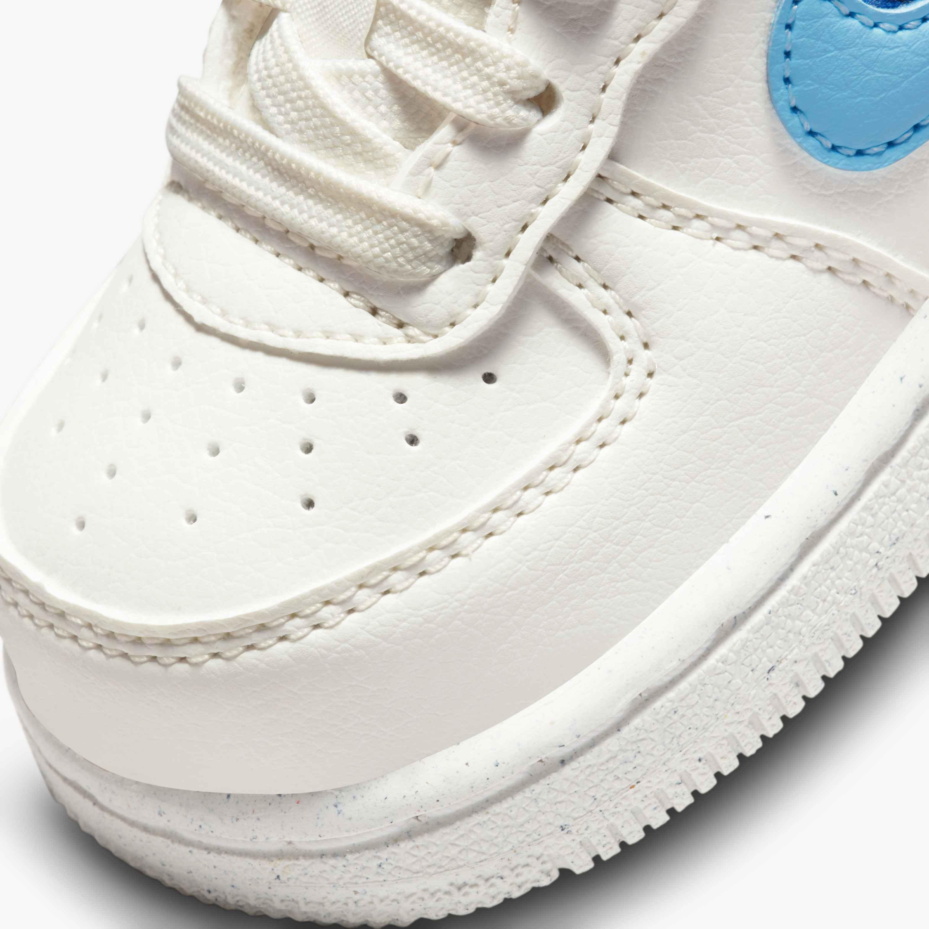 Nike Sportswear FORCE 1 LV8 2 UNISEX - Sneaker low - sail/blue chill/medium  blue/black/weiß 