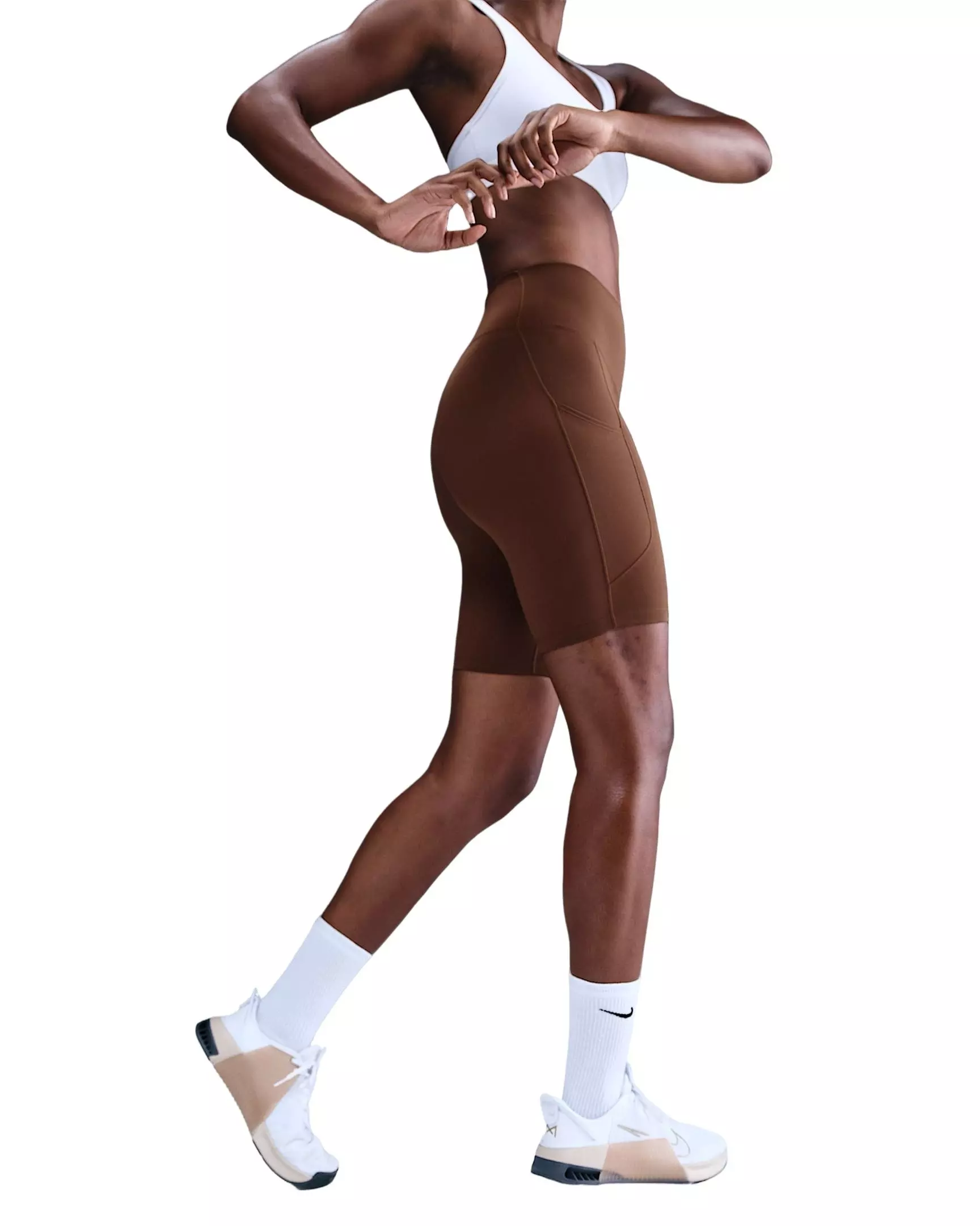 Nike Women's One High-Waisted 8" Biker Shorts with Pockets -Brown - BROWN