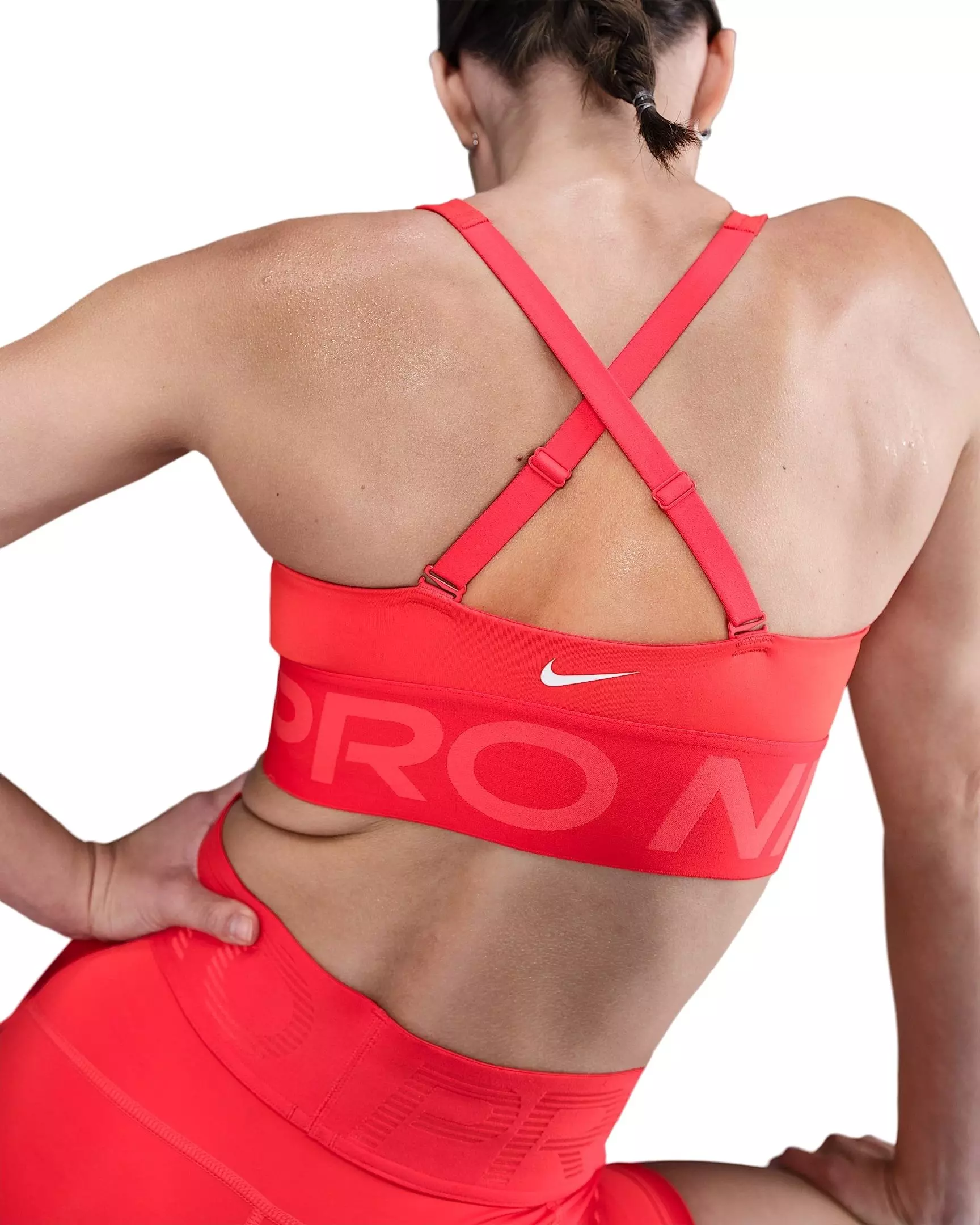 Nike Women's Pro Indy Plunge Medium-Support Padded Sports Bra -Red - RED