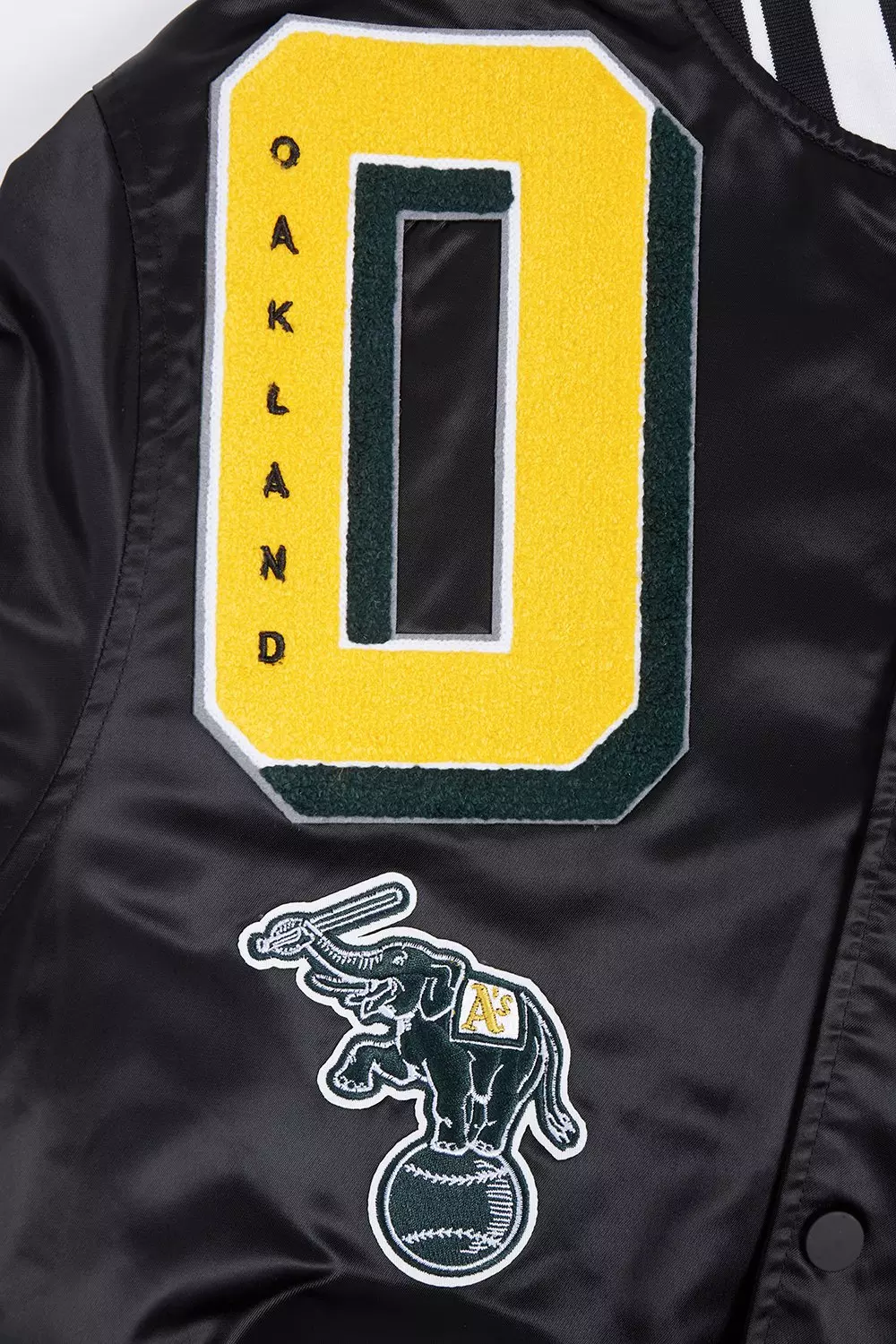 Pro Standard Men's MLB Oakland Athletics Mashup Rib Satin Jacket -Black - BLACK