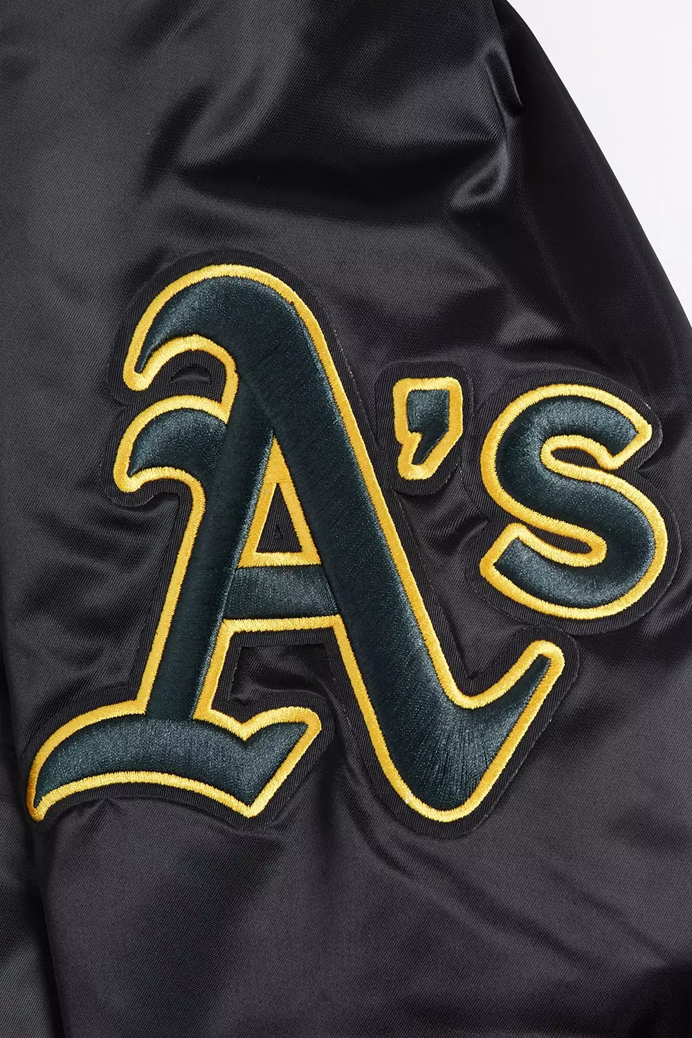 Pro Standard Men's MLB Oakland Athletics Mashup Rib Satin Jacket -Black - BLACK