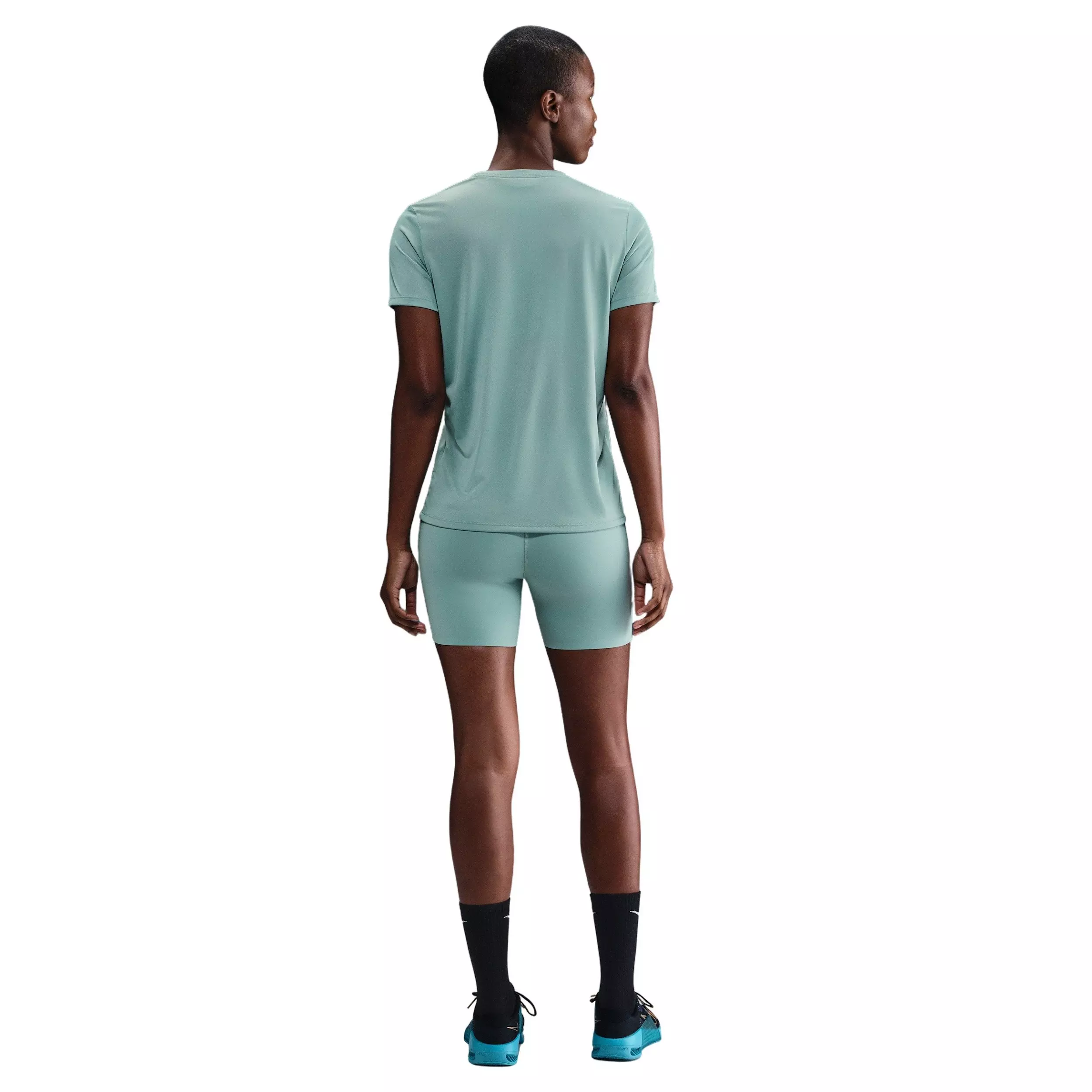 Nike Women's Universa Med-Support High-waisted 5" Biker Shorts w/Pockets -Green - GREEN