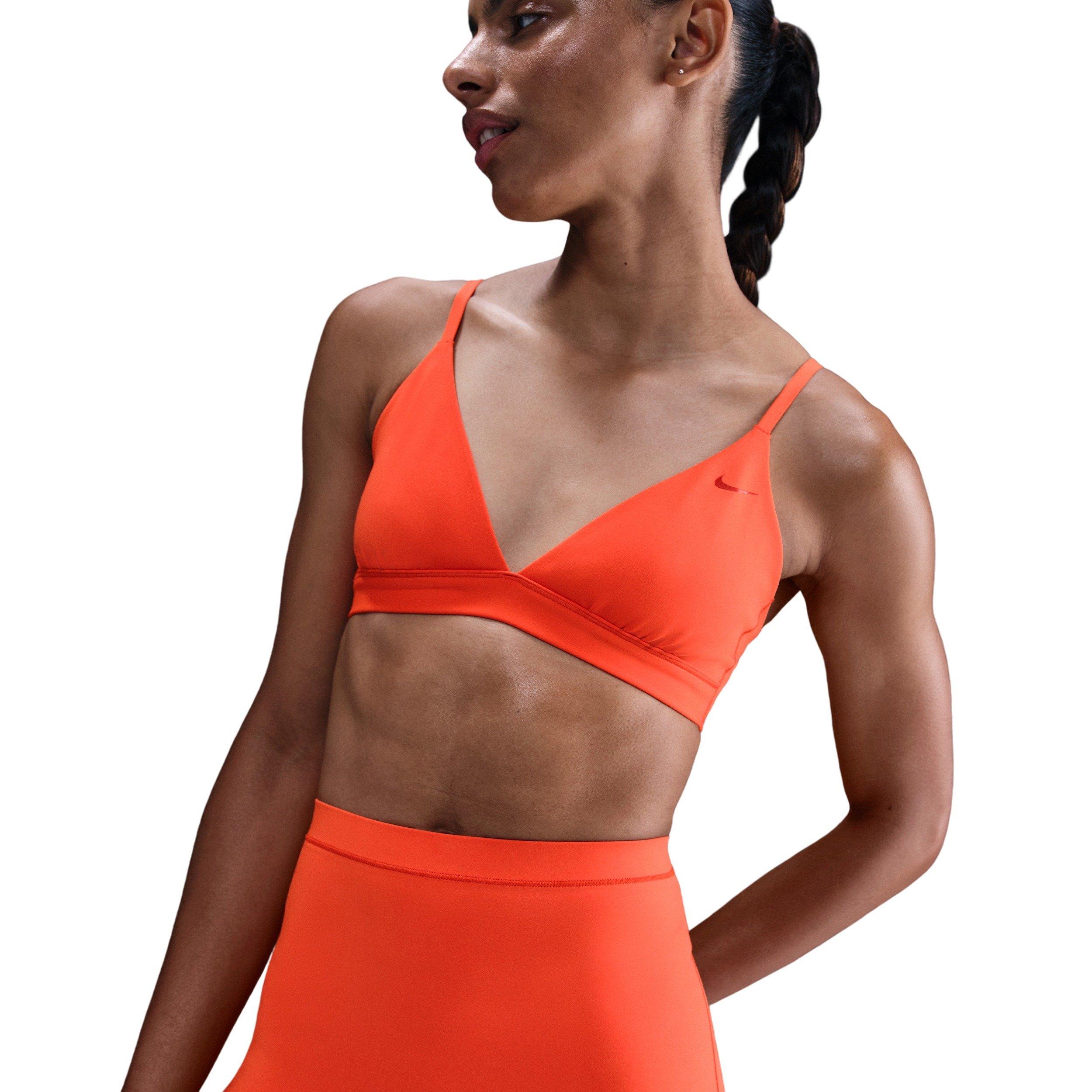 Nike Women's Form Boyshorts - Red - RED Thumbnail View 3