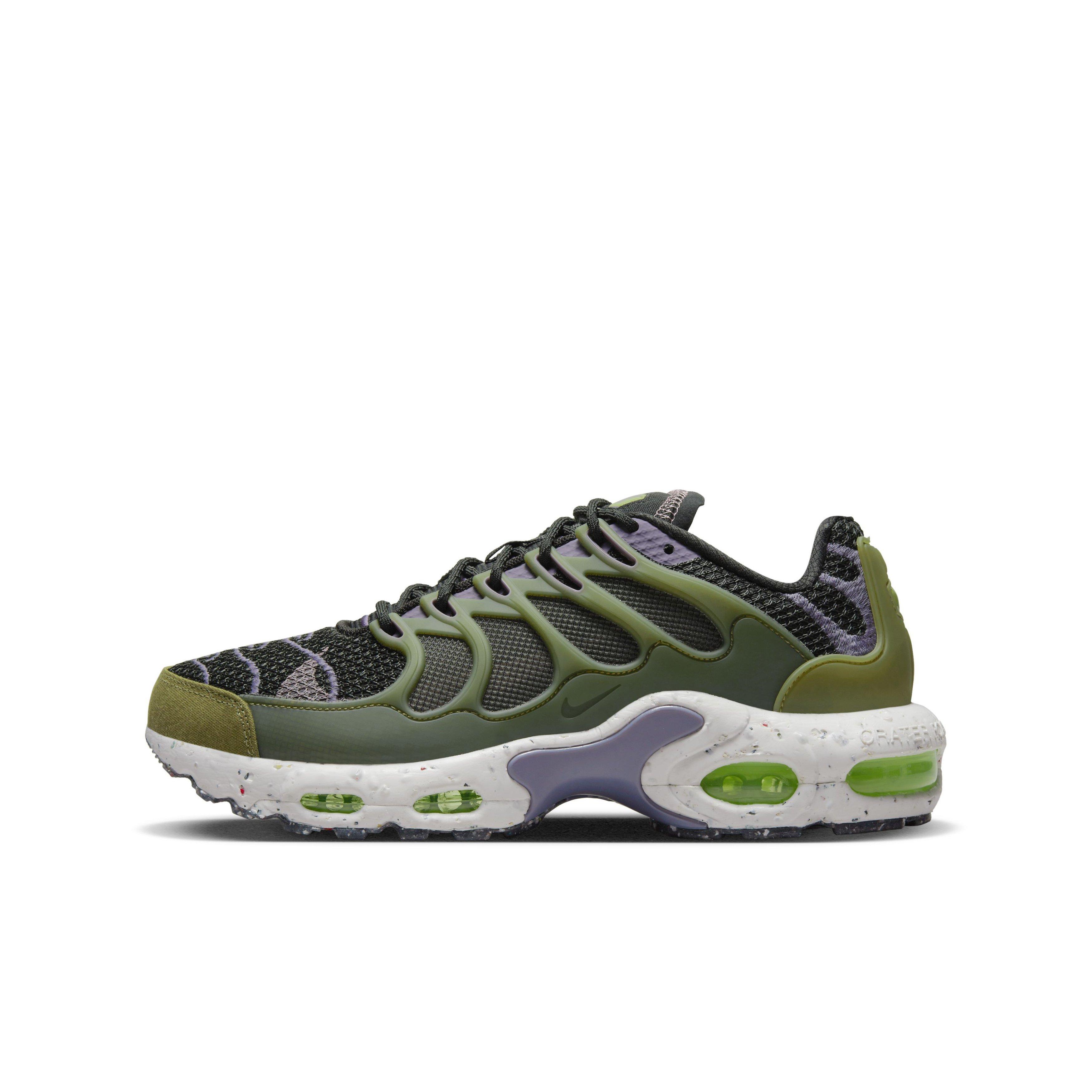 Olive green air max plus store grade school