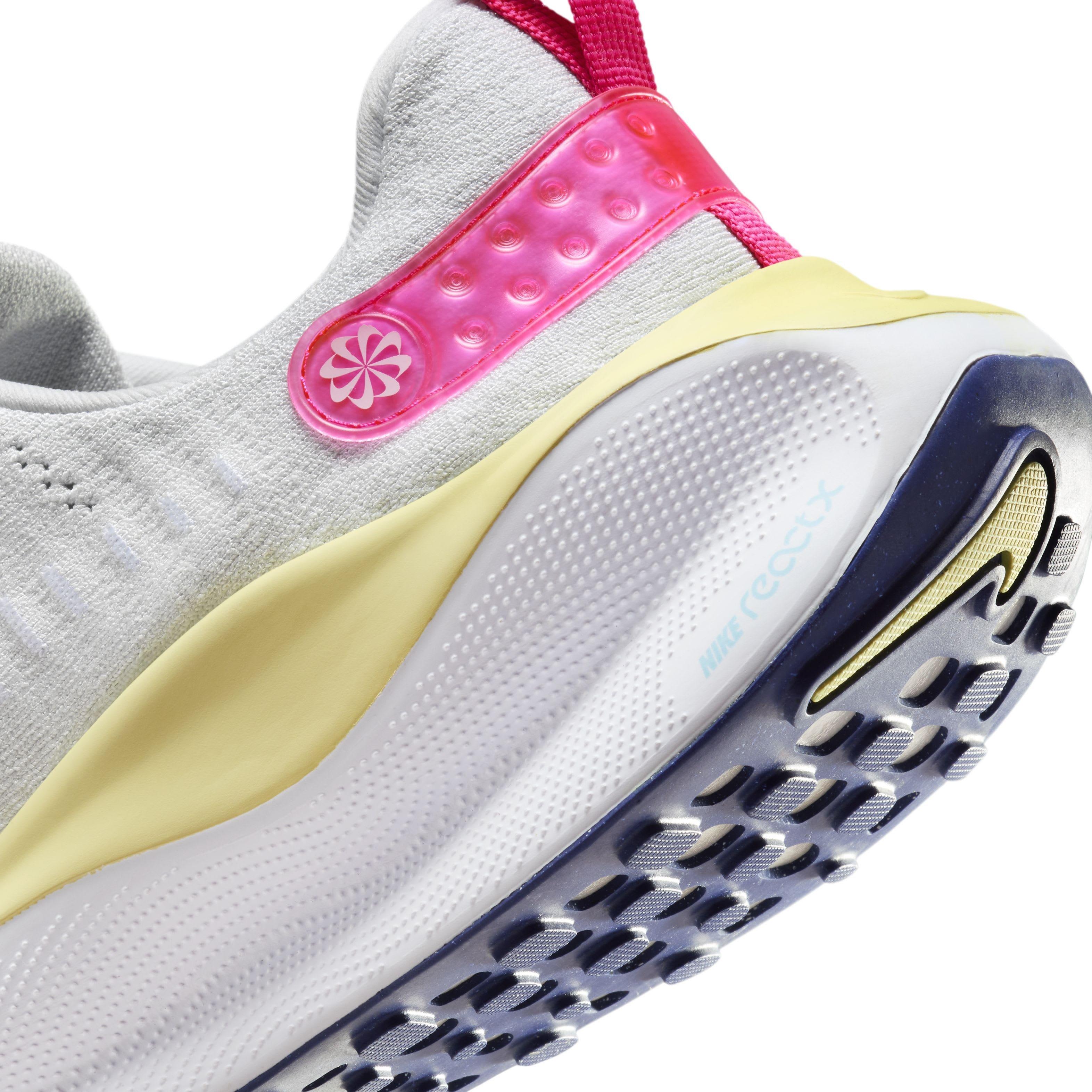 Nike InfinityRN 4 Photon Dust/White/Saturn Gold/Deep Royal Blue SIZE 13 NIKE Women main image 3