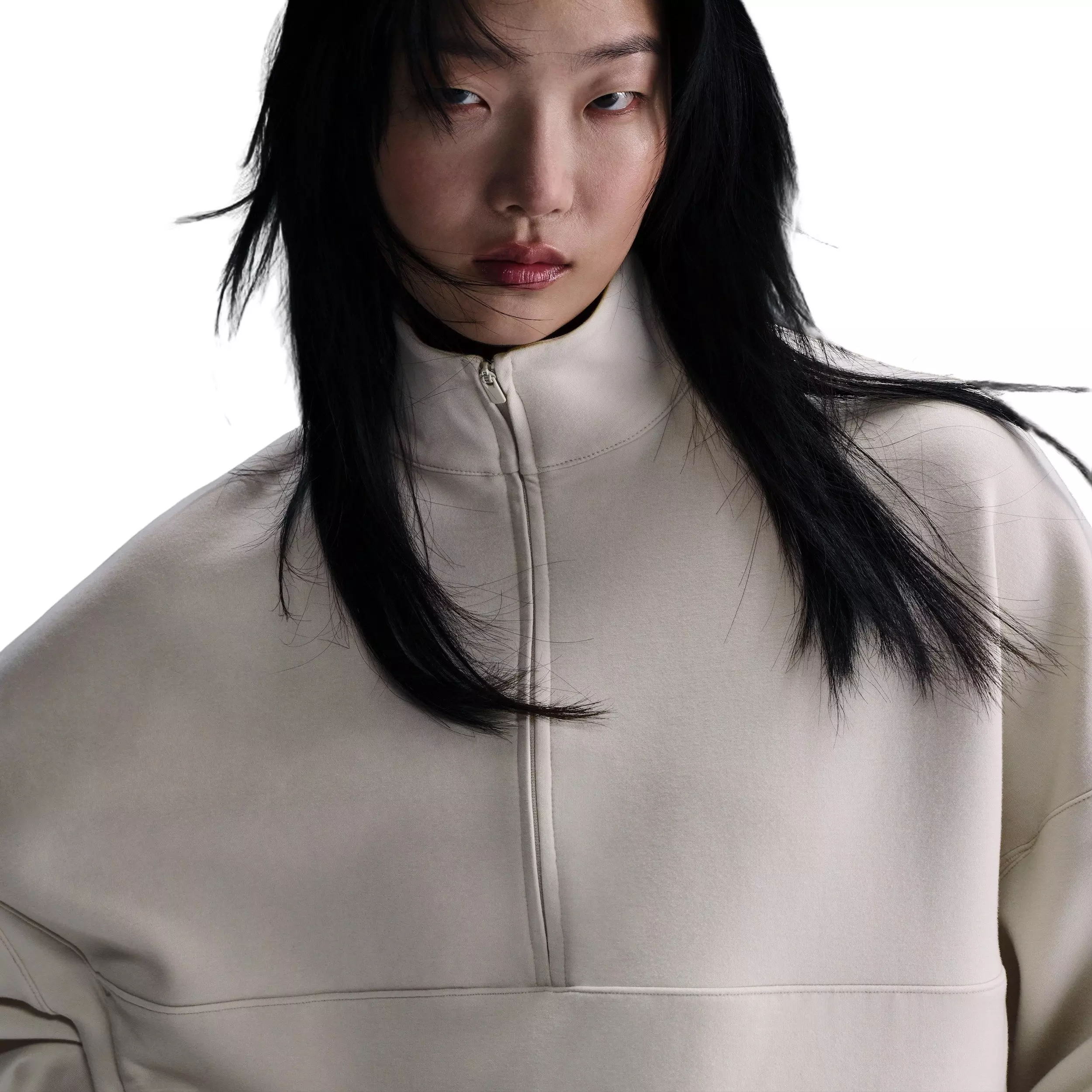 Nike Women's 24.7 ImpossiblySoft Dri-FIT Oversized 1/2-Zip Top - Brown - BROWN