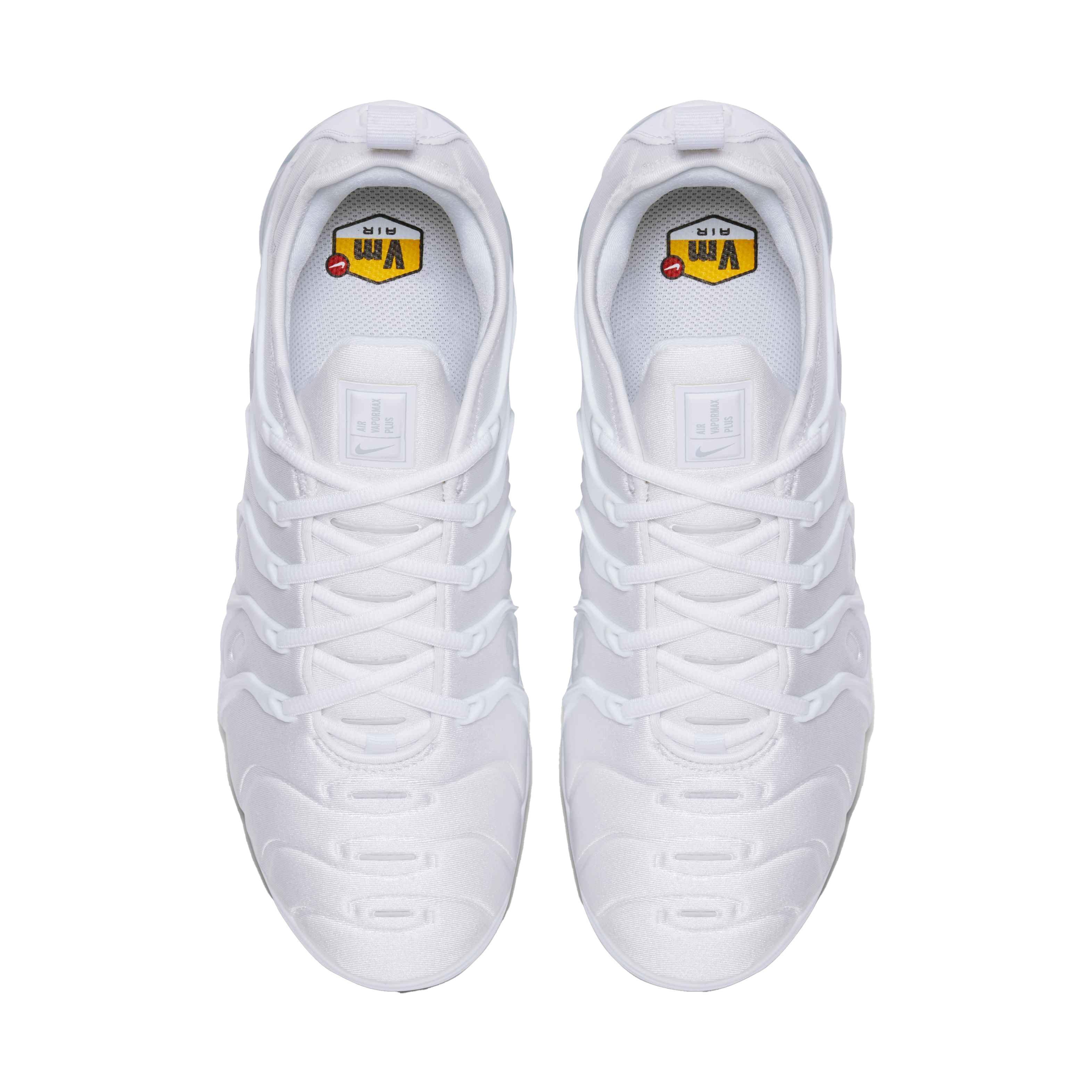 Nike Air VaporMax Plus "White/Pure Platinum" Grade School Boys' Shoe - WHITE Thumbnail View 4