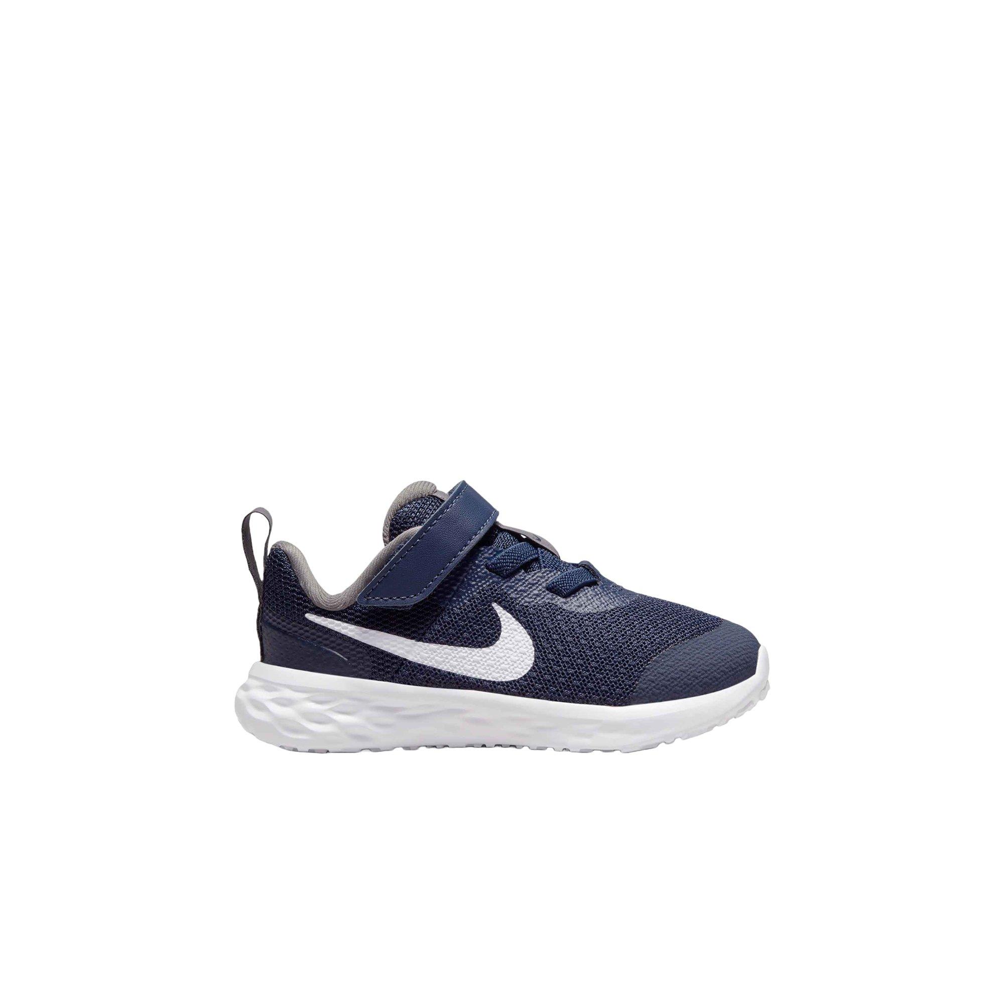 Nike toddler shop revolution boys