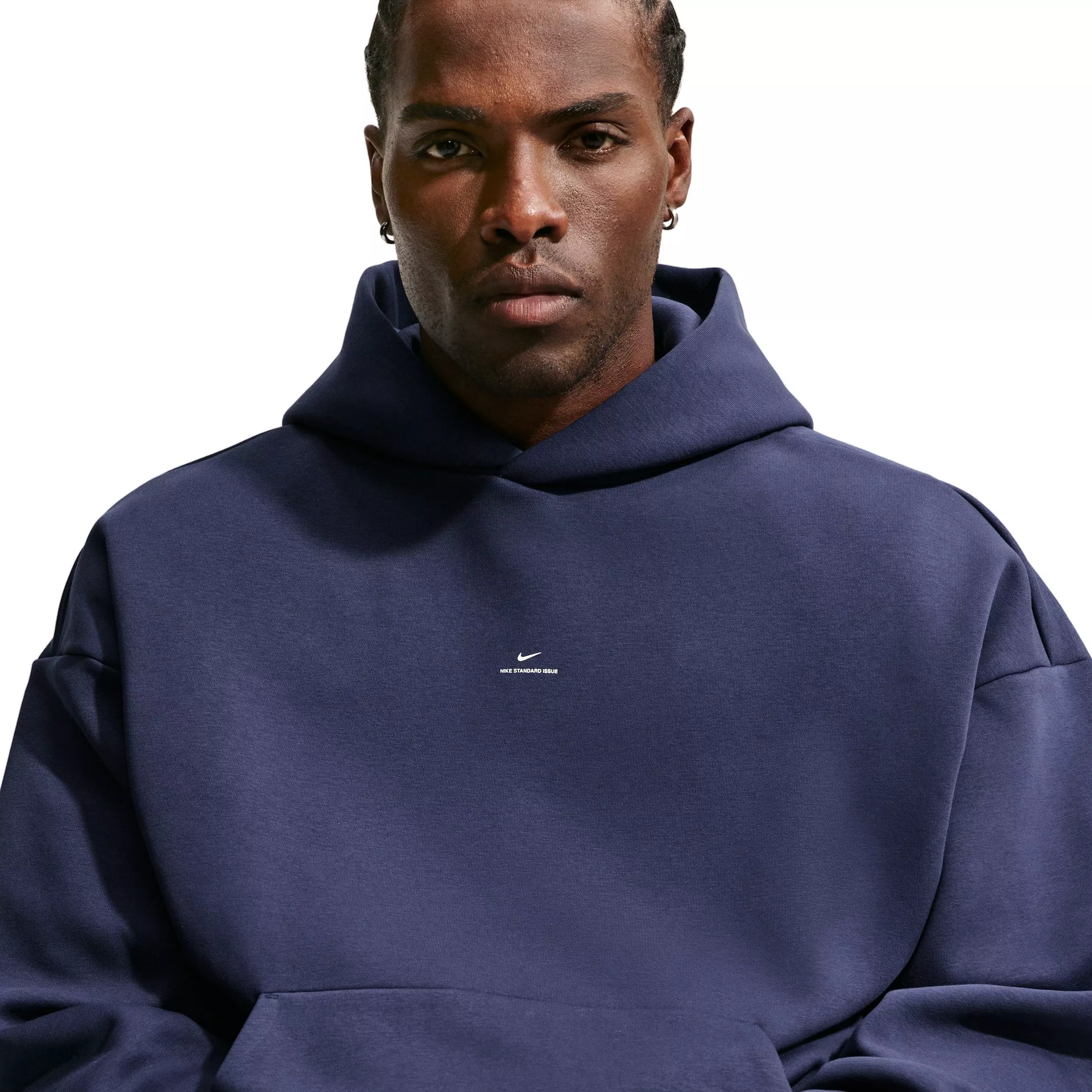 Nike Men's Standard Issue Therma-FIT Brushed Basketball Pullover Hoodie - BLUE