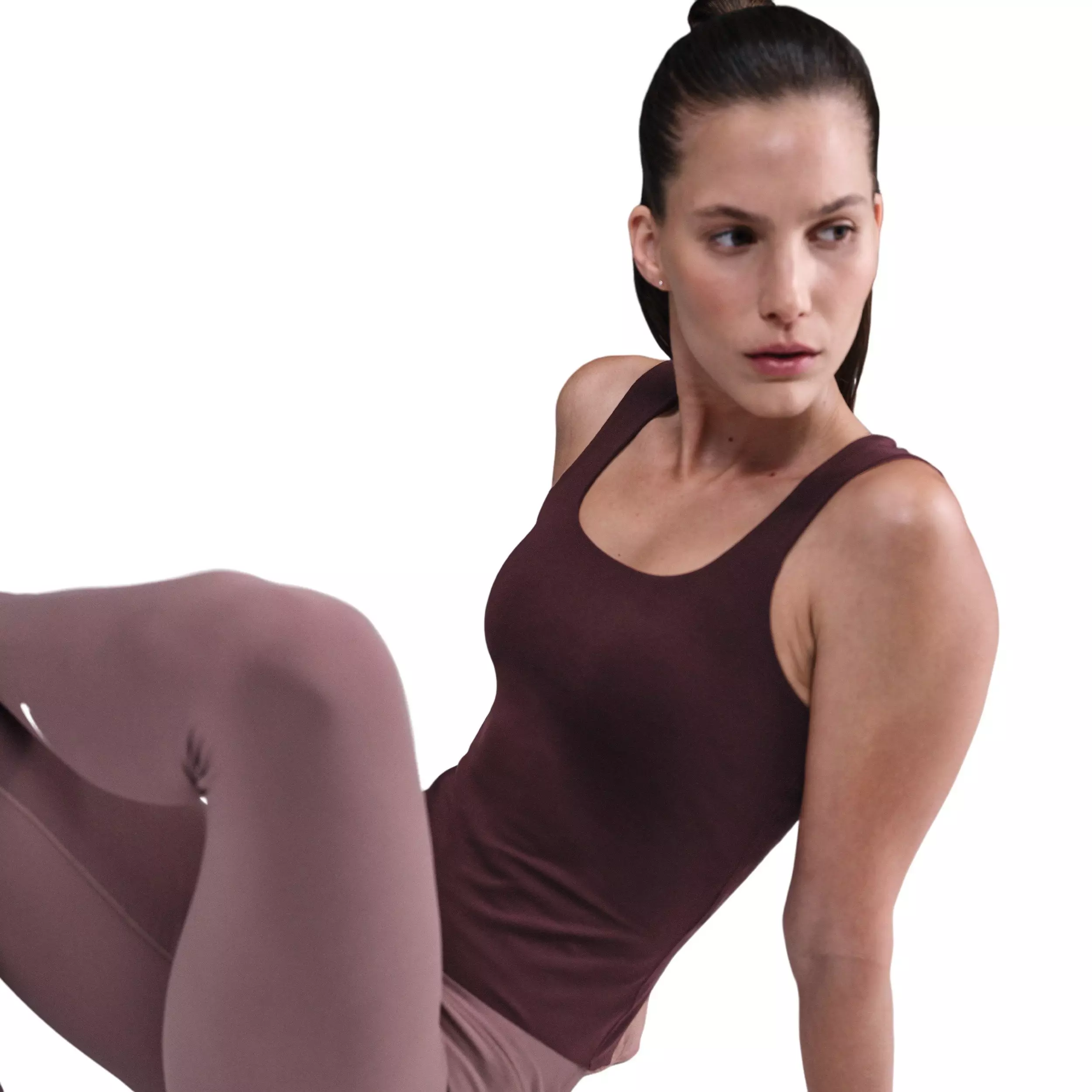 Nike Women's Zenvy Dri-FIT Tank Top -Burgundy - BURGUNDY