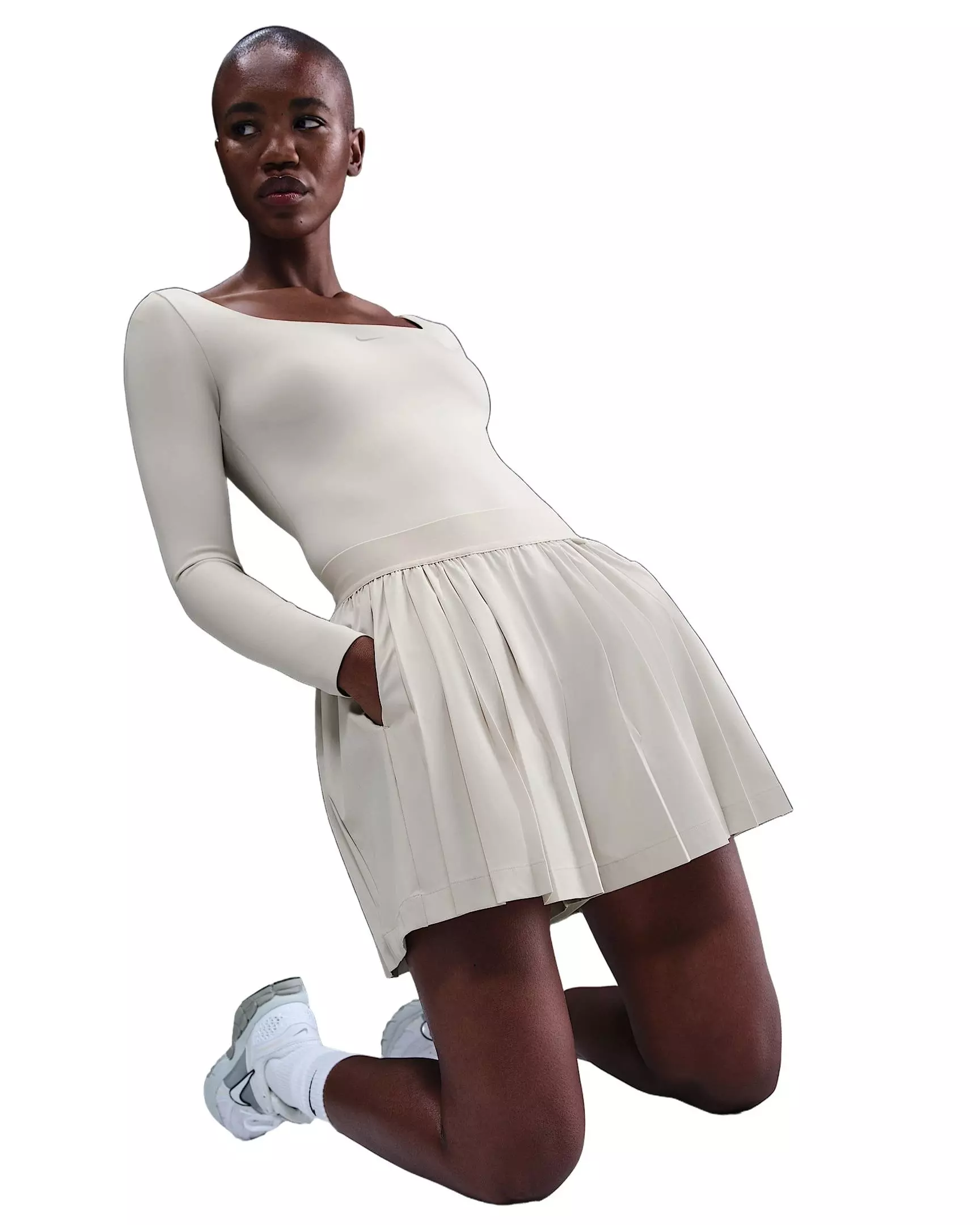 Nike Women's 24.7 PerfectStretch Dri-FIT High-Waisted Loose Pleated Skort -Brown - BROWN