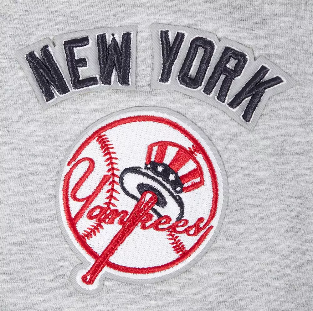Pro Standard Women's MLB New York Yankees Mashup Boxy Tee - Grey - GREY